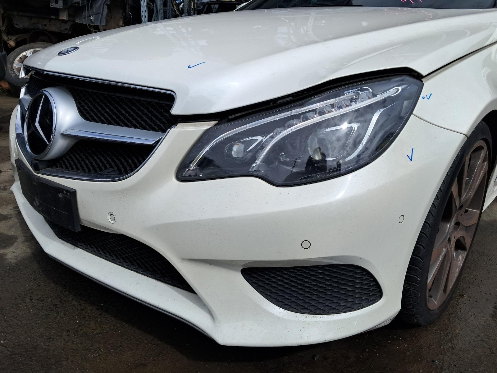 2015 MERCEDES E CLASS 9