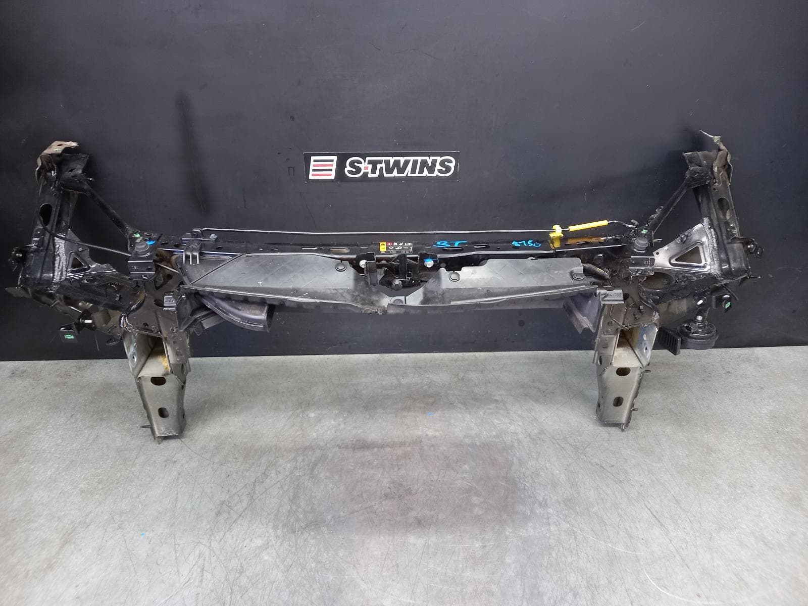 Used auto part listing image: 2019 HOLDEN ASTRA RADIATOR SUPPORT BK, 5DR HATCH/WAGON, 09/16-12/20 0000327555