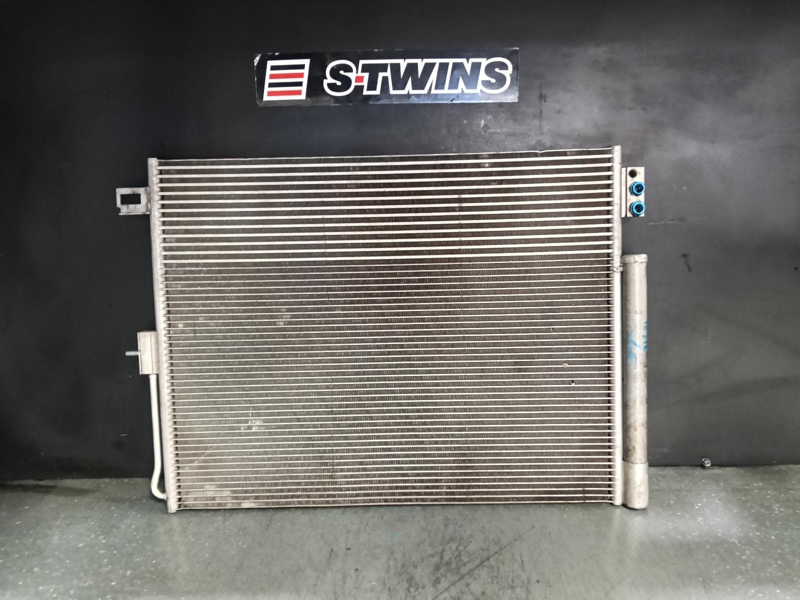 Used auto part listing image: 2017 JEEP GRANDCHEROKEE A C CONDENSER WK, A/C CONDENSER & TRANS OIL COOLER,10/10-02/22 0000383505