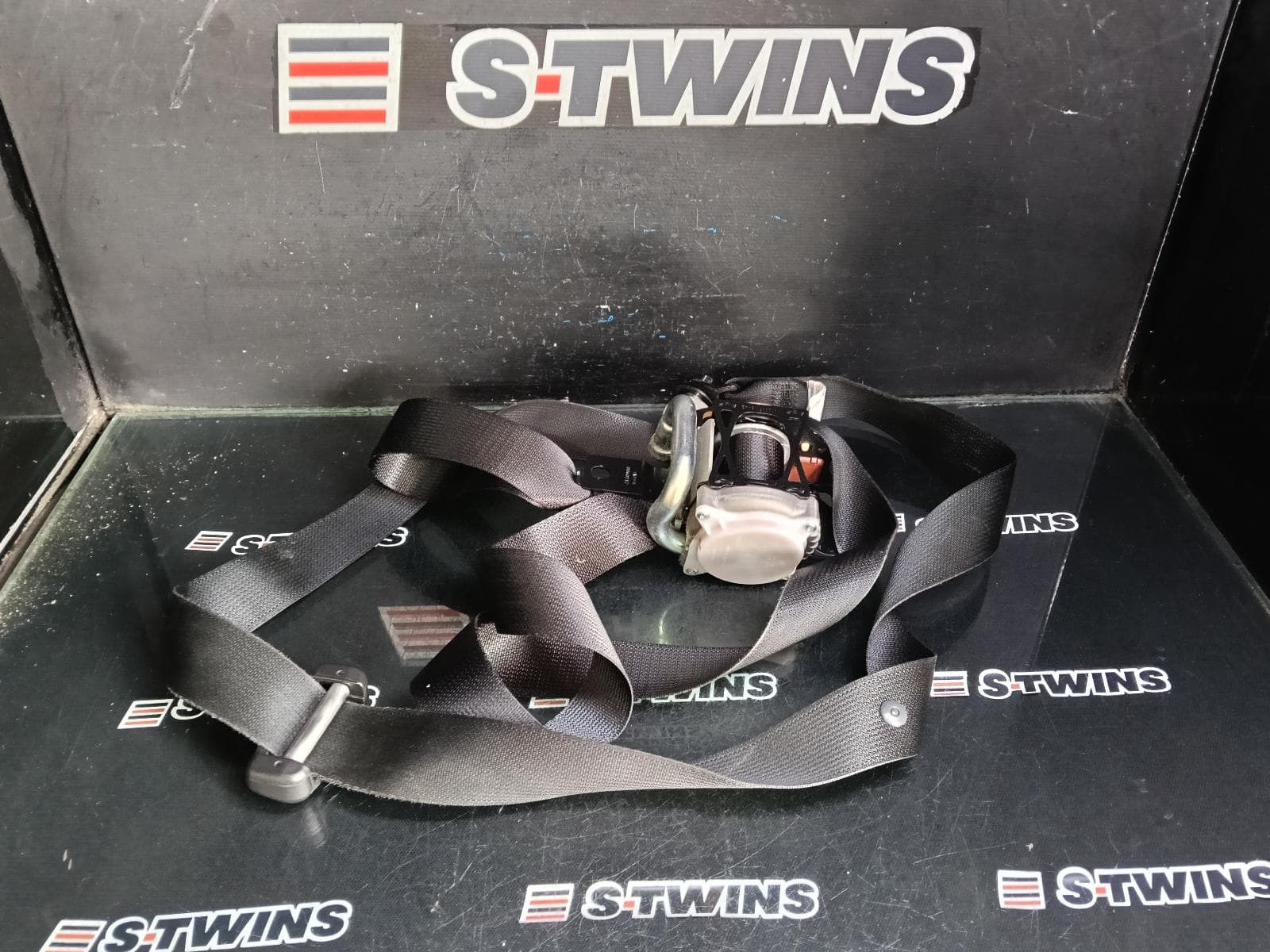 Used auto part listing image: 2017 HONDA CIVIC SEAT BELT STALK RH FRONT, SEAT BELT ONLY (NO STALK), SEDAN, 10TH GEN, 05/16-08/21 0000380560