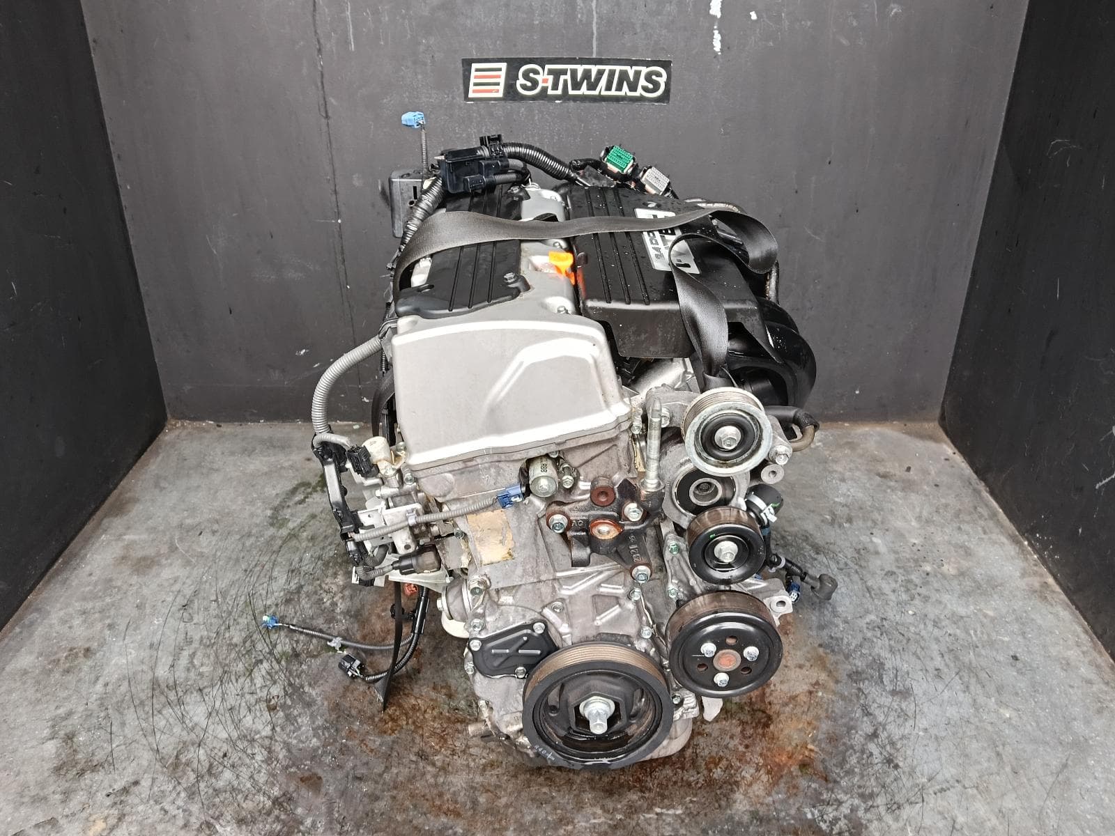 Used auto part listing image: 2012 HONDA ODYSSEY ENGINE PETROL, 2.4, V-TEC, K24Z2, RB, 04/09-01/14 0000381487