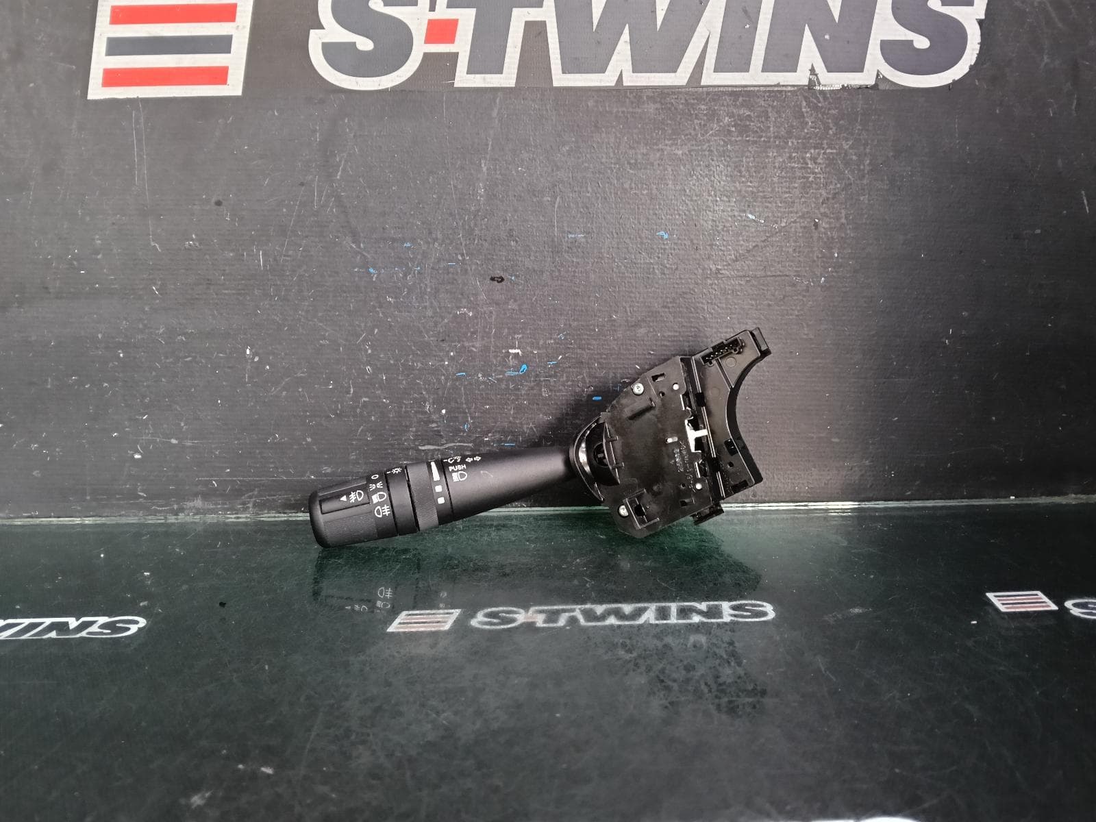 Used auto part listing image: 2010 DODGE NITRO FLASHER SWITCH, KA, 06/07-12/11 0000382063