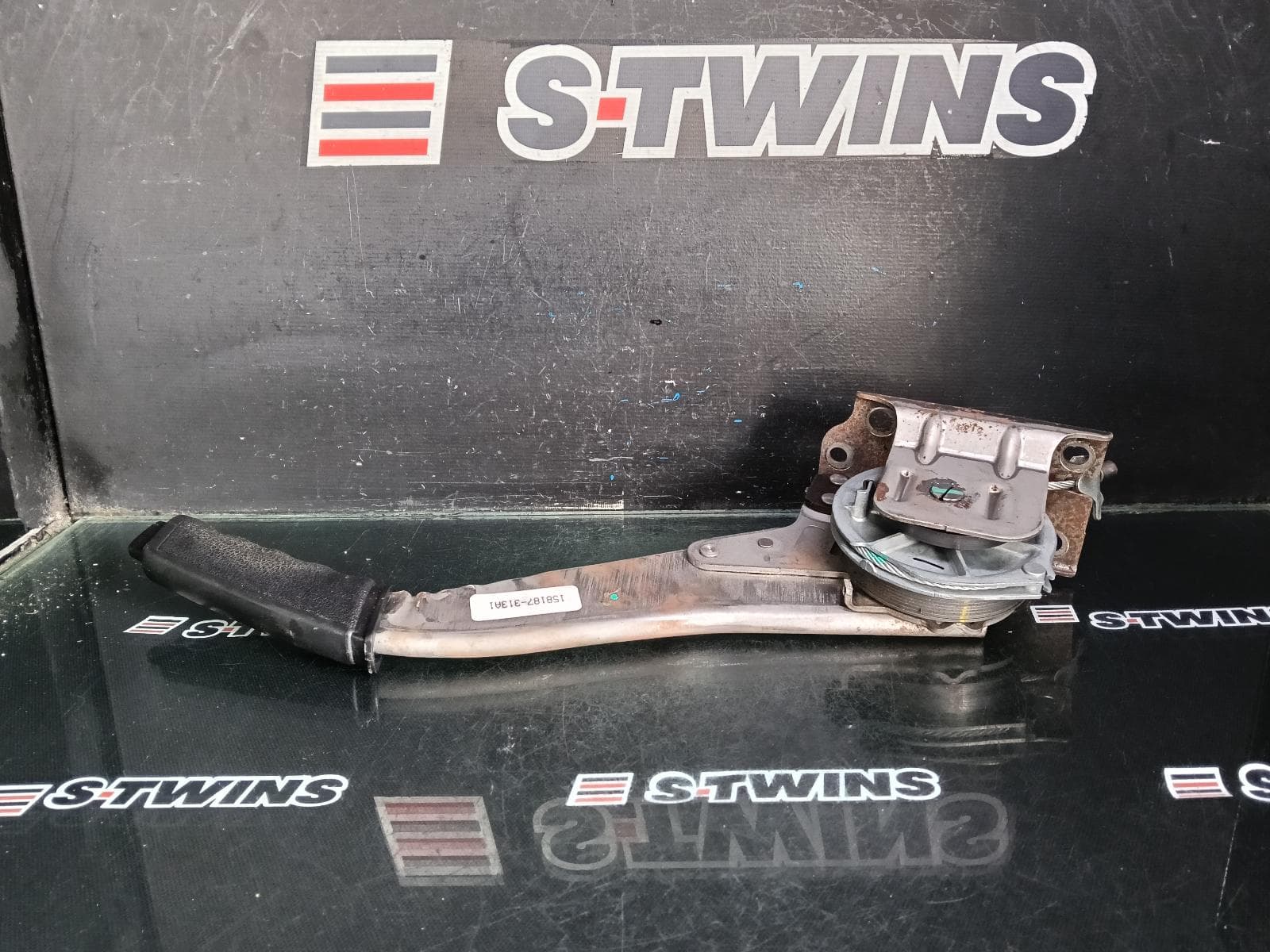 Used auto part listing image: 2010 DODGE NITRO HANDBRAKE LEVER KA 06/07-12/11 0000382065