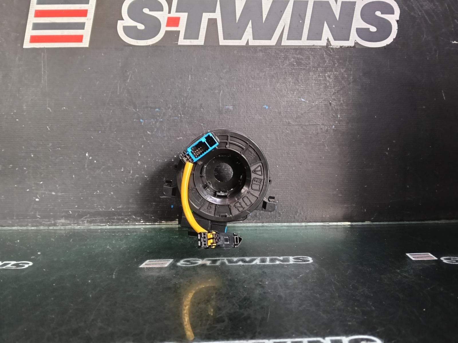 Used auto part listing image: 2013 SUBARU FORESTER CLOCKSPRING/STEERING SENSOR ASSY, SJ, 08/12-05/15 0000381857