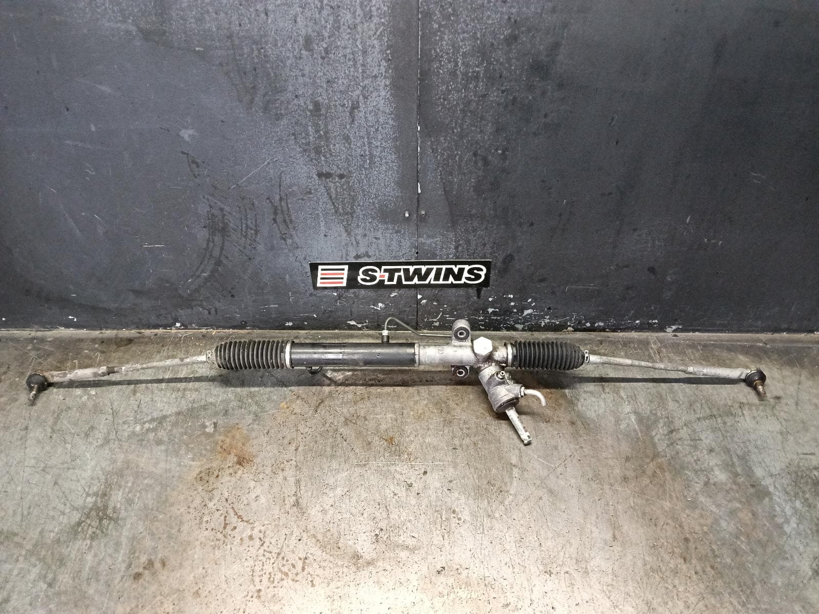 Used auto part listing image: 2013 SUBARU IMPREZA STEERING BOX RACK G3, PETROL, 2.5, EJ25, WRX, FG040, 05/10-12/13 0000386277