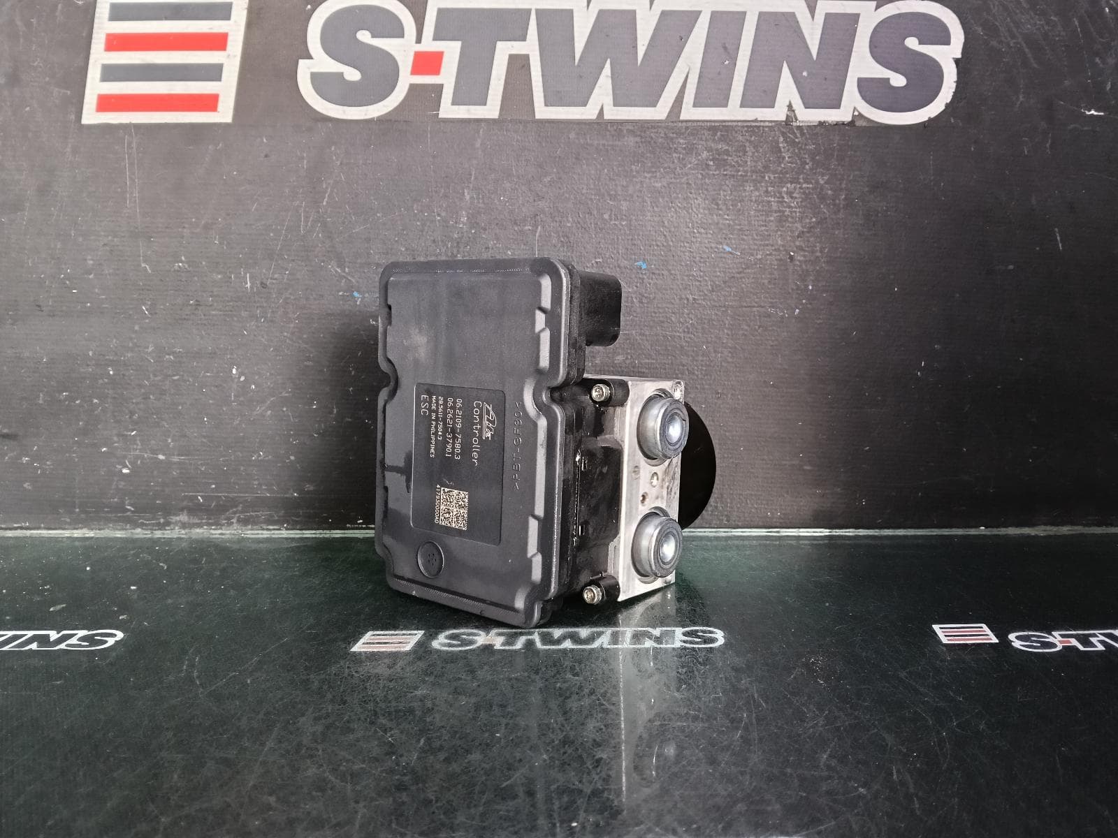 Used auto part listing image: 2017 MITSUBISHI LANCER ABS PUMP MODULATOR CF, P/N 4670A669, 11/15-12/17 0000382848