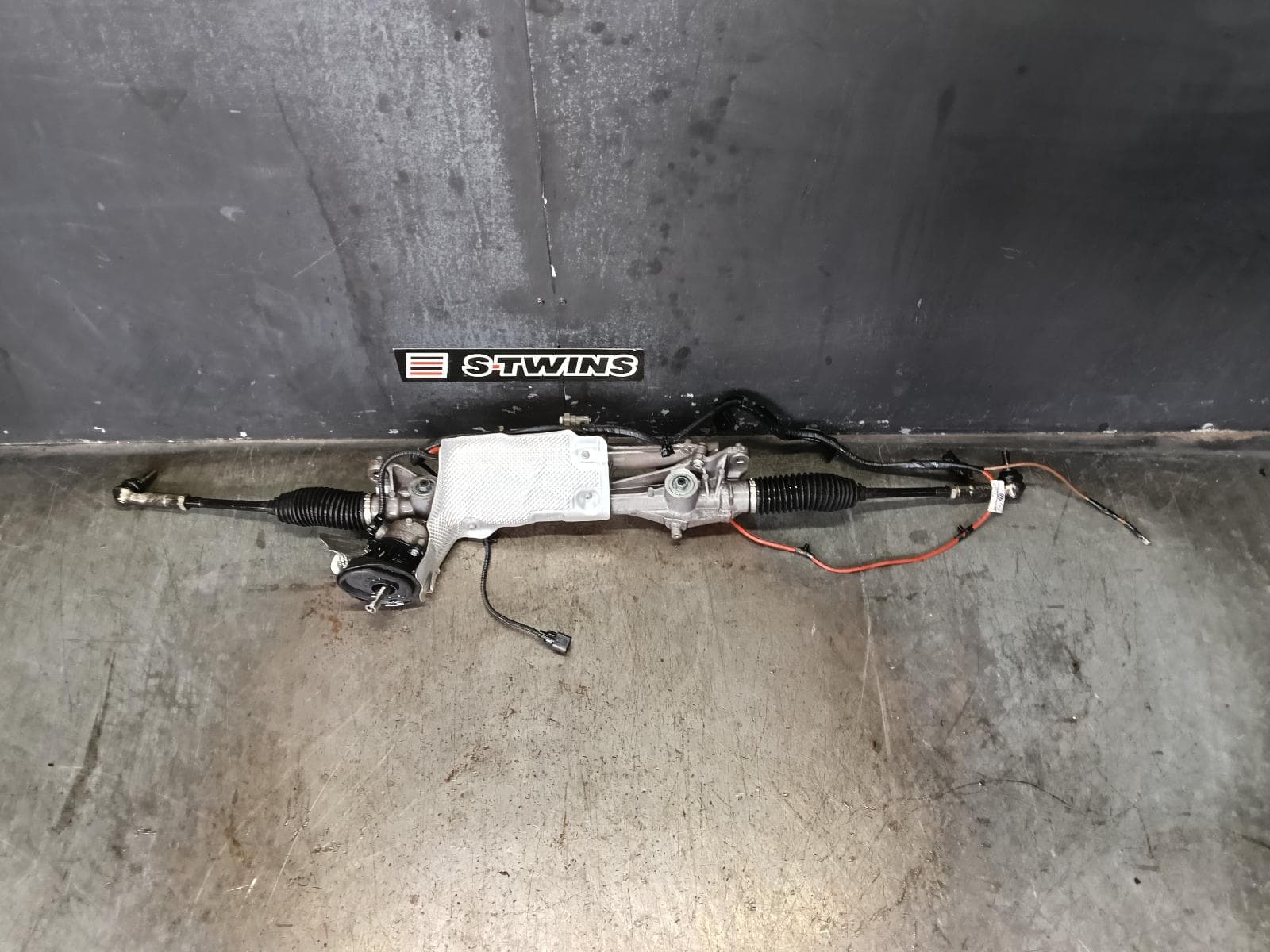 Used auto part listing image: 2015 VOLKSWAGEN GOLF STEERING BOX RACK GEN 7, TSI/COMFORTLINE/HIGHLINE/TRENDLINE, 11/12-08/20 0000382991