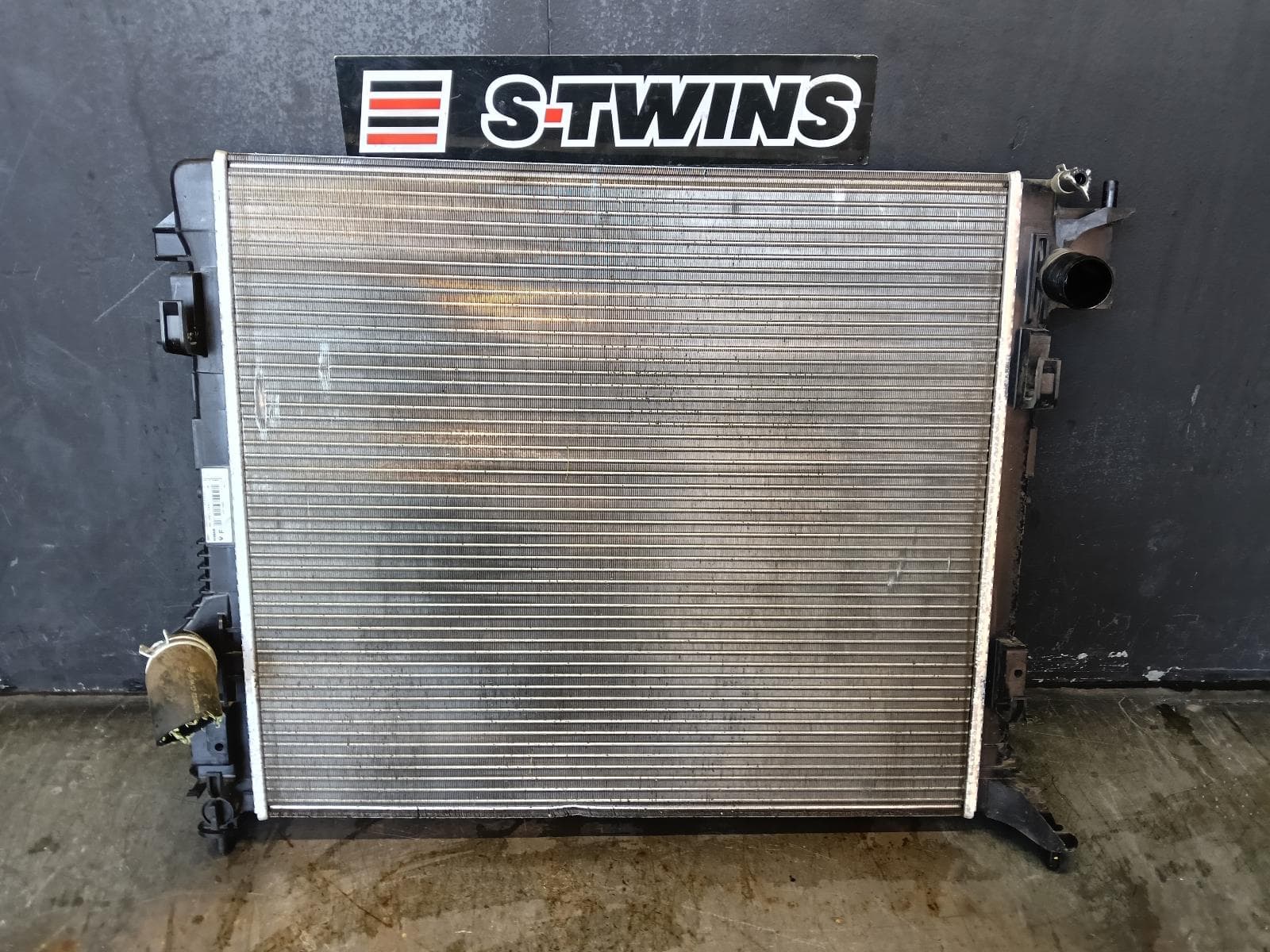 Used auto part listing image: 2017 NISSAN QASHQAI RADIATOR AUTO, 2.0, PETROL, J11, 12/13-06/17 0000383545