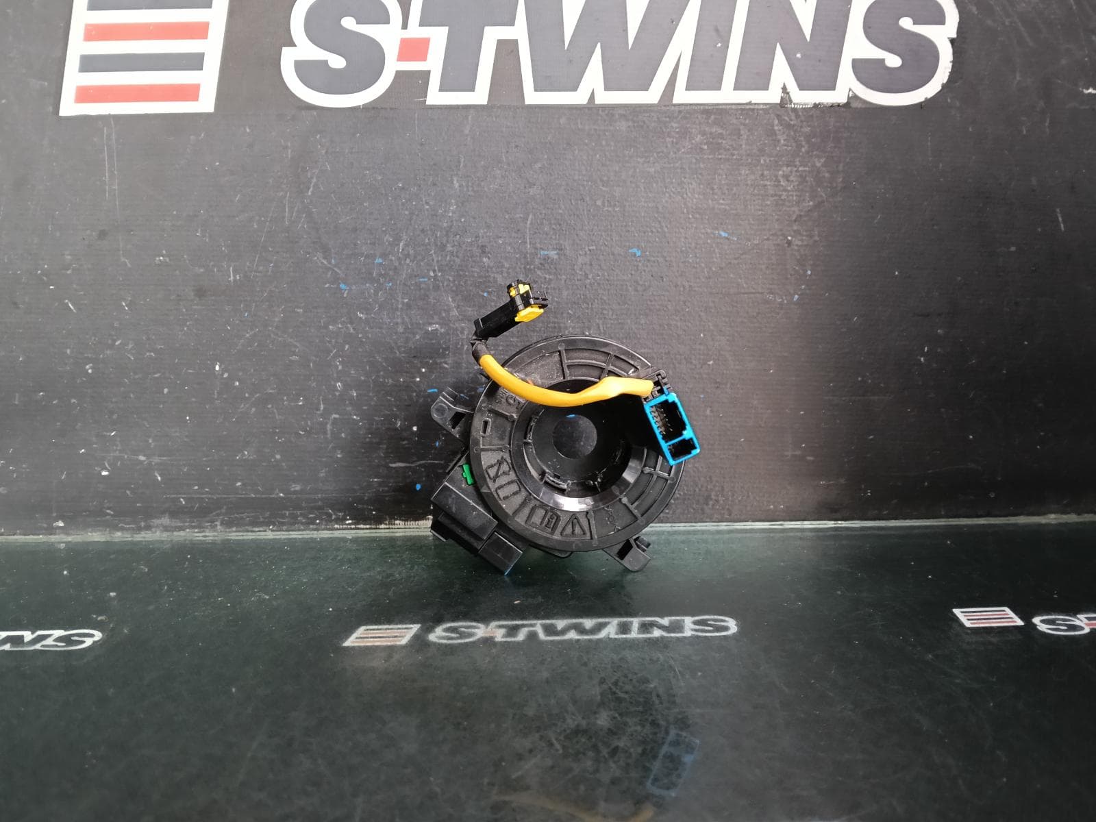 Used auto part listing image: 2013 SUBARU FORESTER CLOCKSPRING/STEERING SENSOR ASSY, SJ, 08/12-05/15 0000384500