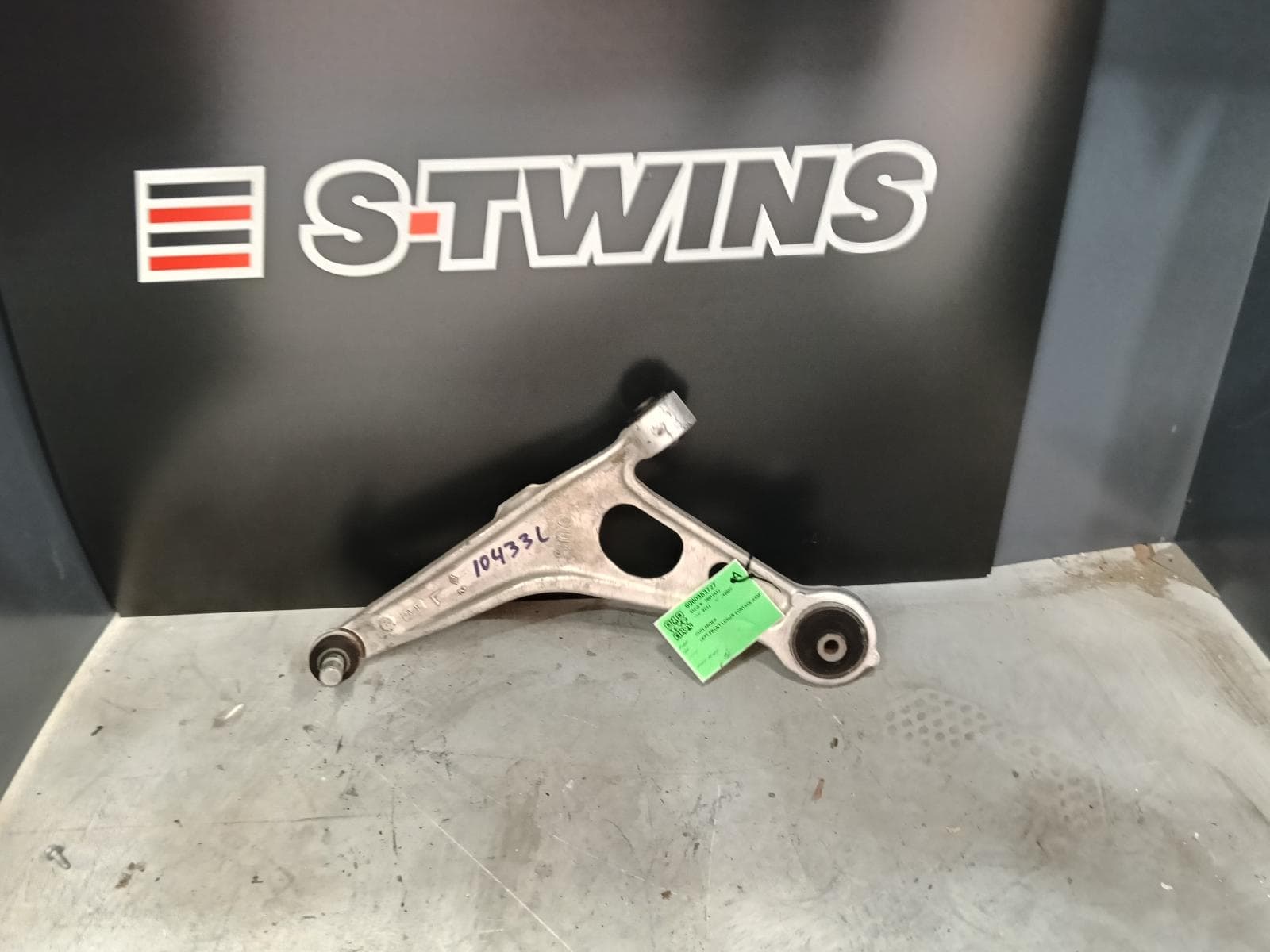 Used auto part listing image: 2022 MITSUBISHI OUTLANDER LEFT FRONT LOWER CONTROL ARM ZM, 08/21- 0000383727