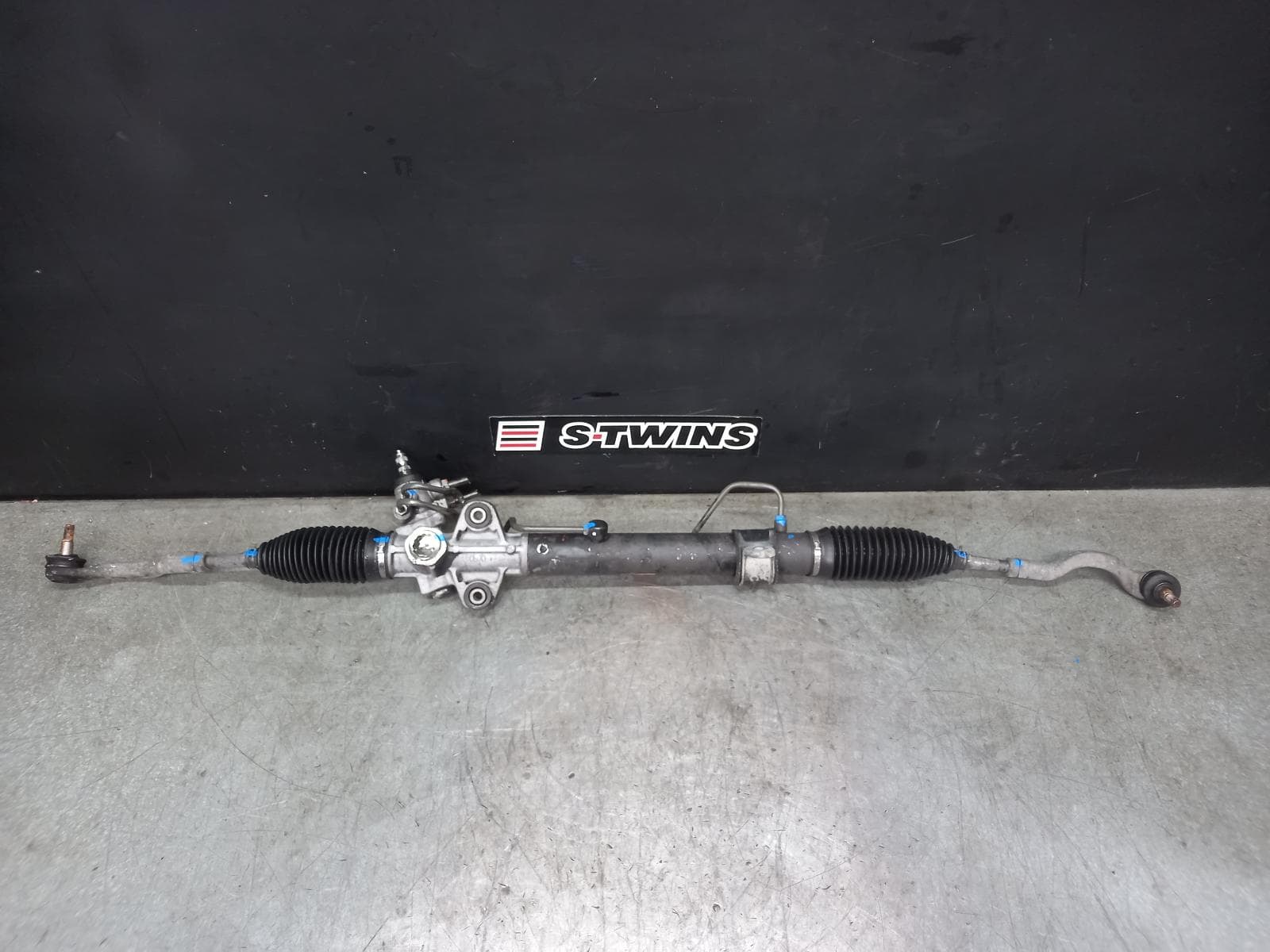 Used auto part listing image: 2014 MITSUBISHI TRITON STEERING BOX RACK ML-MN, POWER, 2WD, 07/06-04/15 0000384442