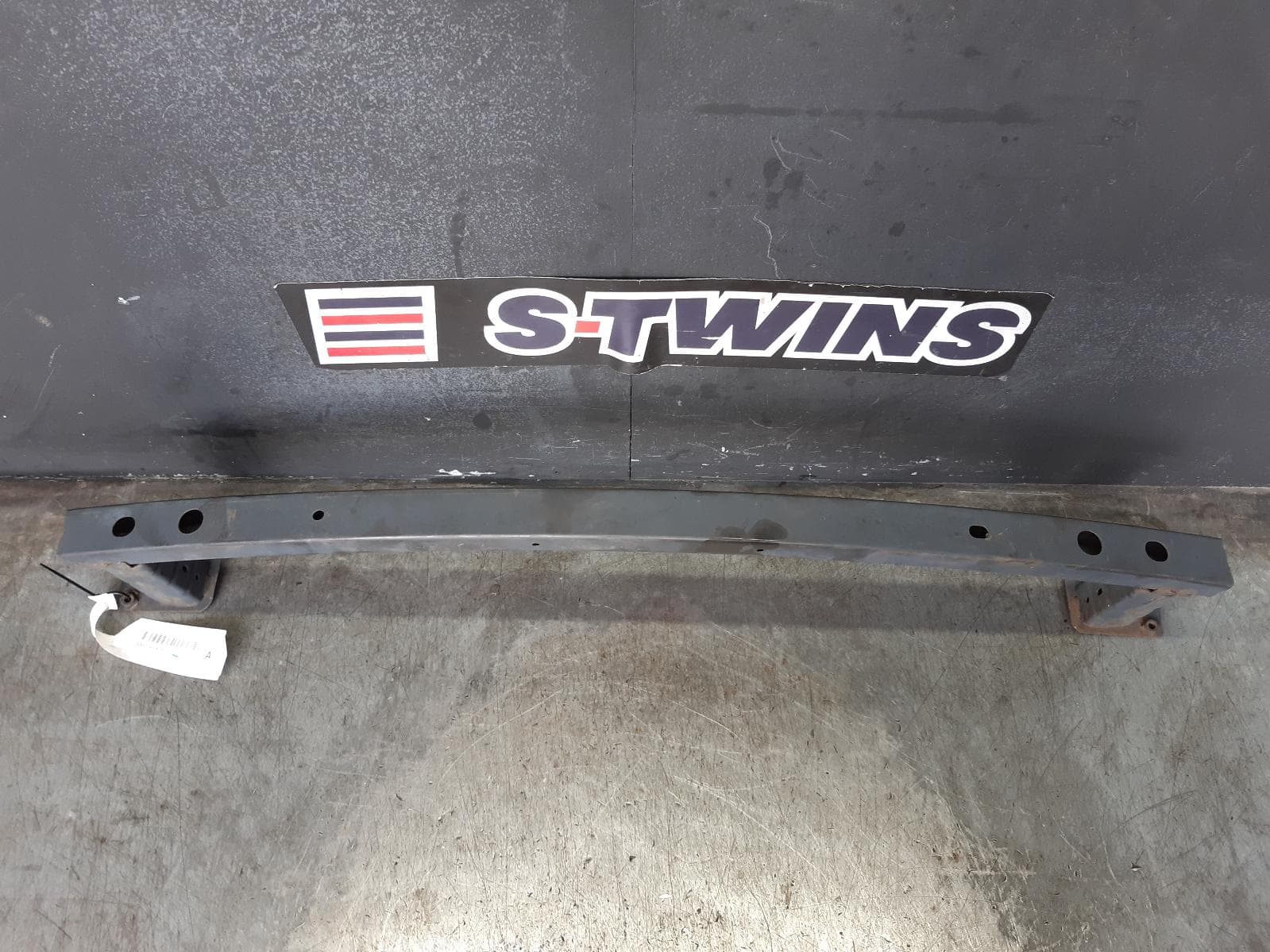 Used auto part listing image: 2016 NISSAN QASHQAI F BAR REINFORC BRACK LOWER REINFORCEMENT, J11, 12/13-06/17 0000191805