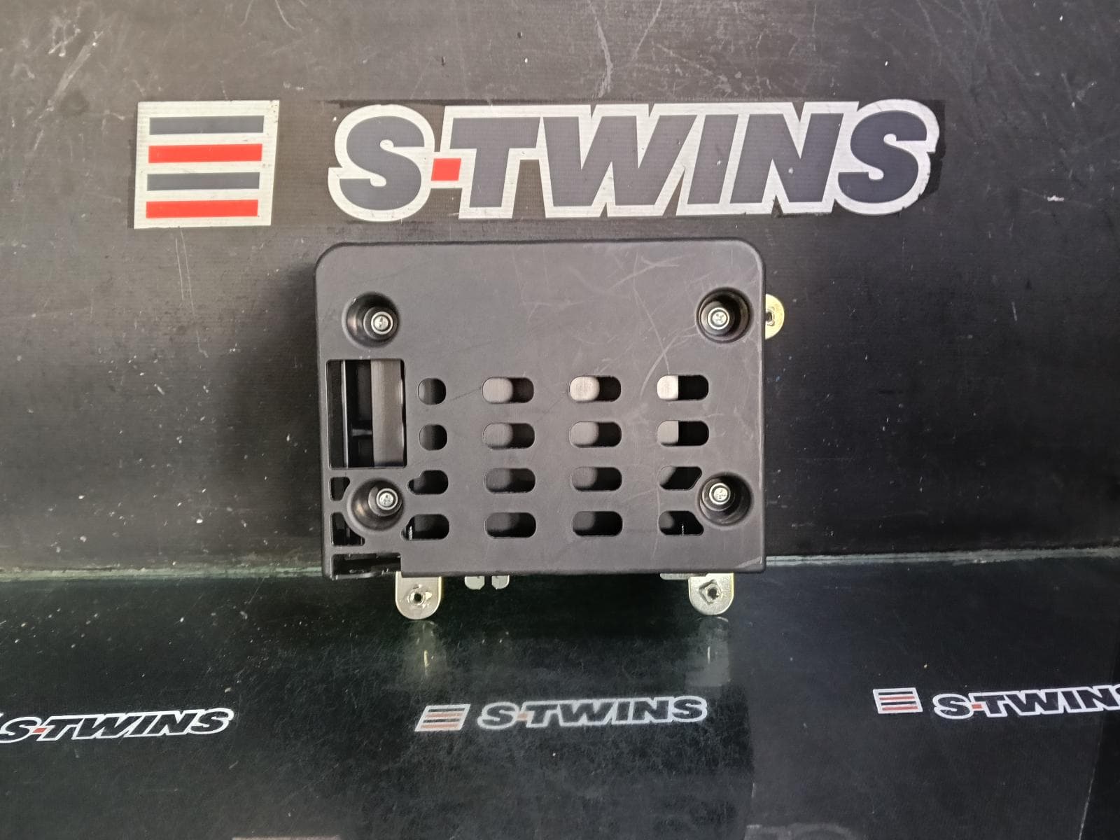 Used auto part listing image: 2017 SUBARU WRX AMPLIFIER, HARMON KARDON, V1, 03/14-10/21 0000385351