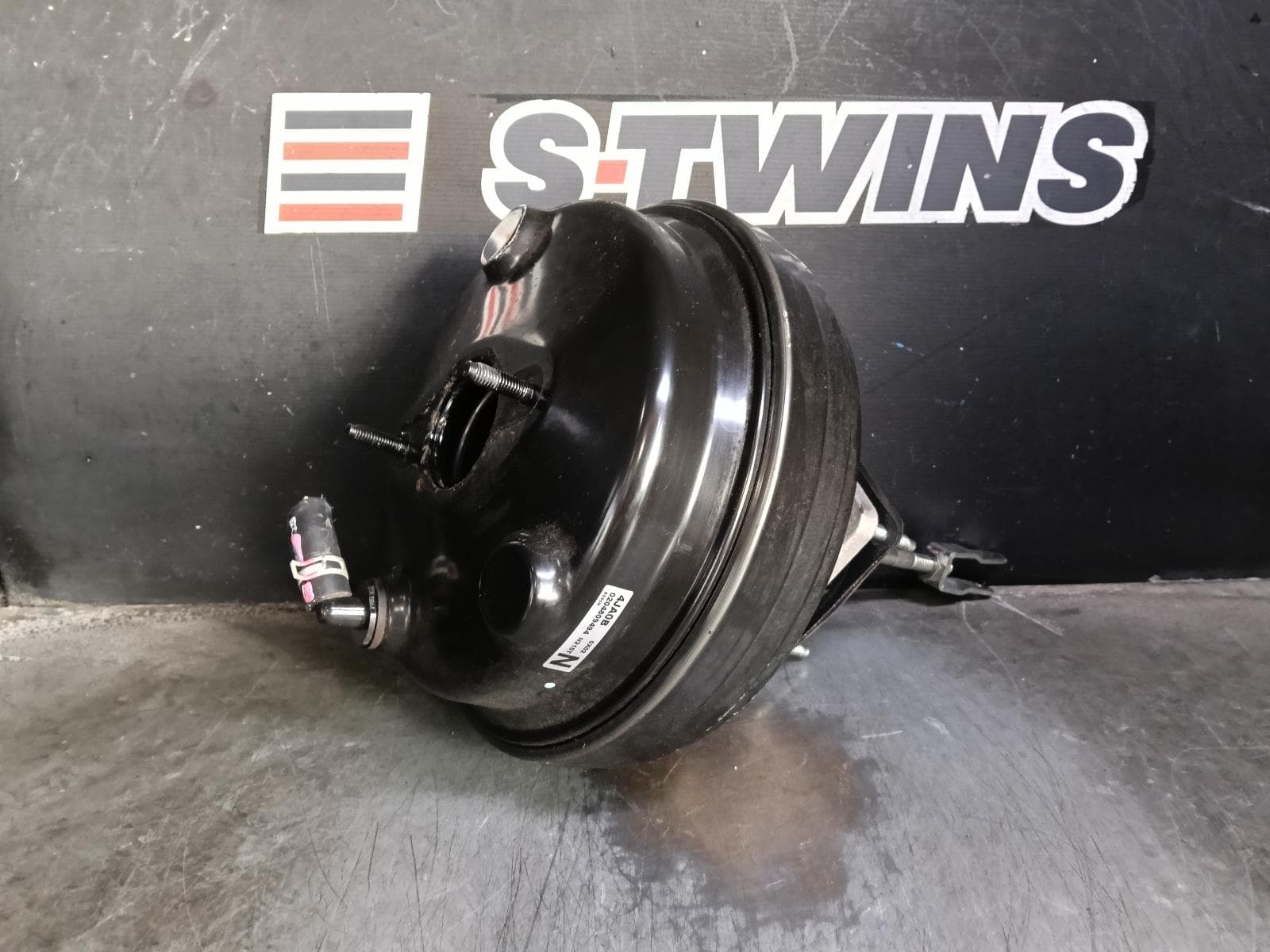Used auto part listing image: 2020 NISSAN NAVARA BRAKE BOOSTER DIESEL, 2.3, YS23DDTT, TWIN TURBO, ST/ST-X/SL, 05/15- 0000385774