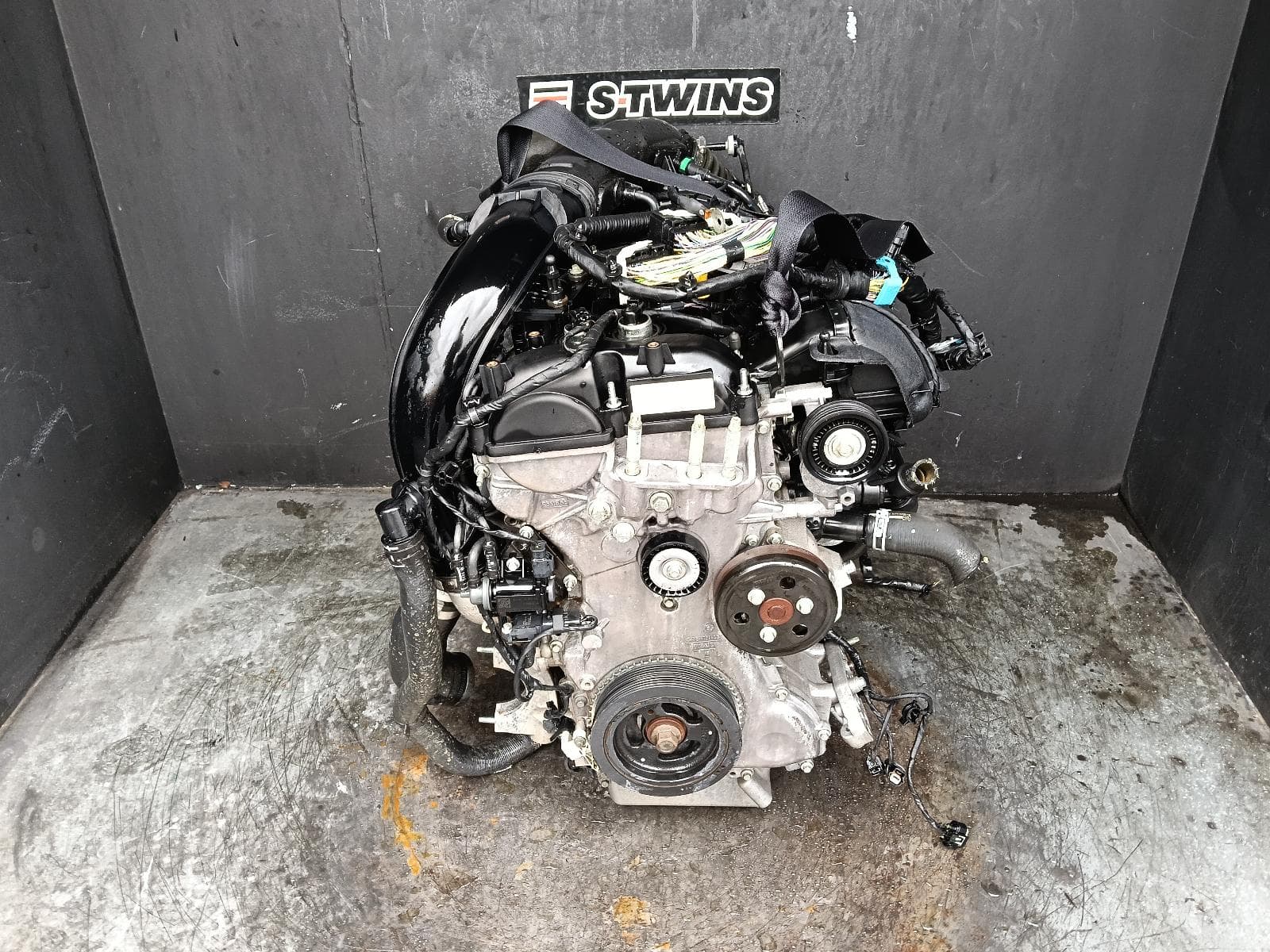 Used auto part listing image: 2017 FORD ESCAPE ENGINE ZG, PETROL, 2.0, TURBO, 09/16-05/20 0000386817