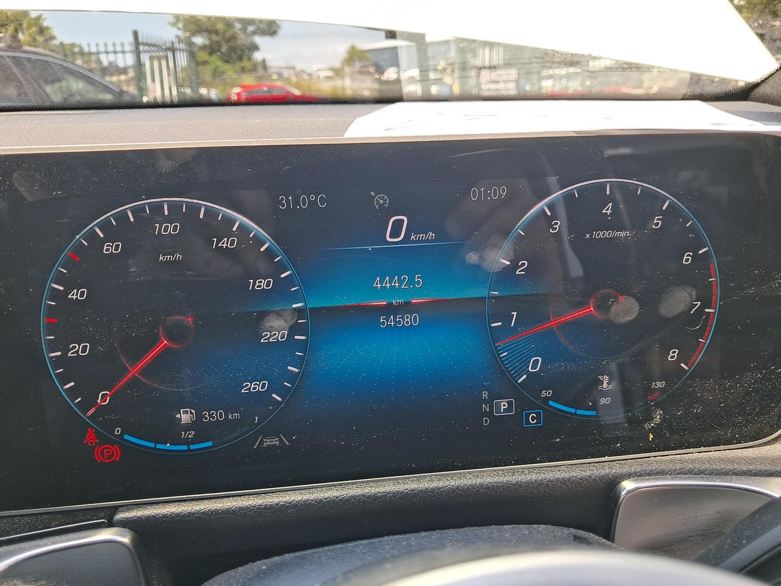 2020 MERCEDES GLB CLASS 2