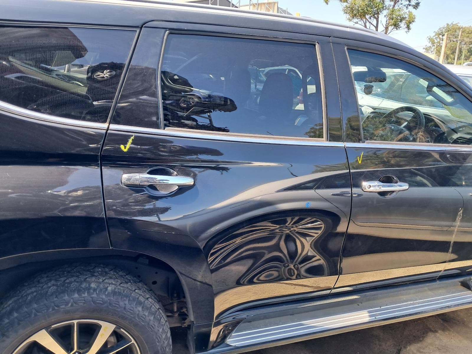 2019 MITSUBISHI PAJERO 12