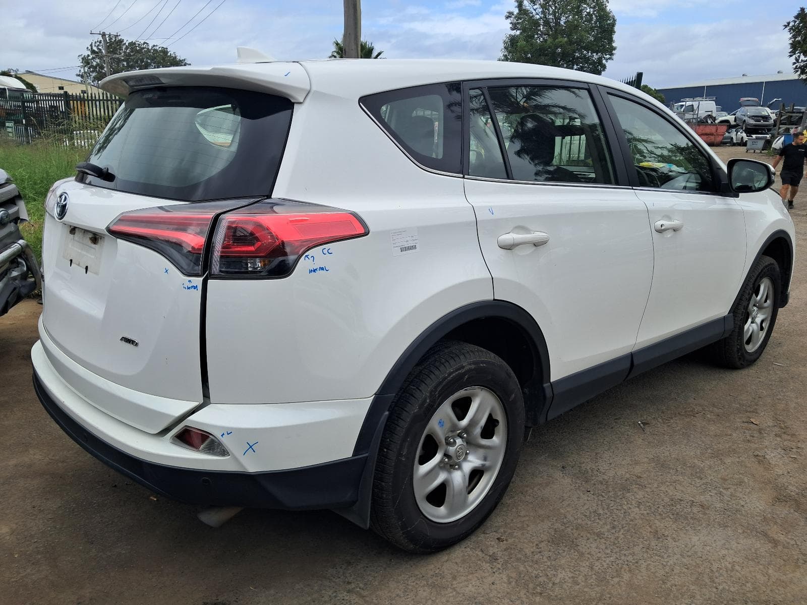 2016 TOYOTA RAV4 2