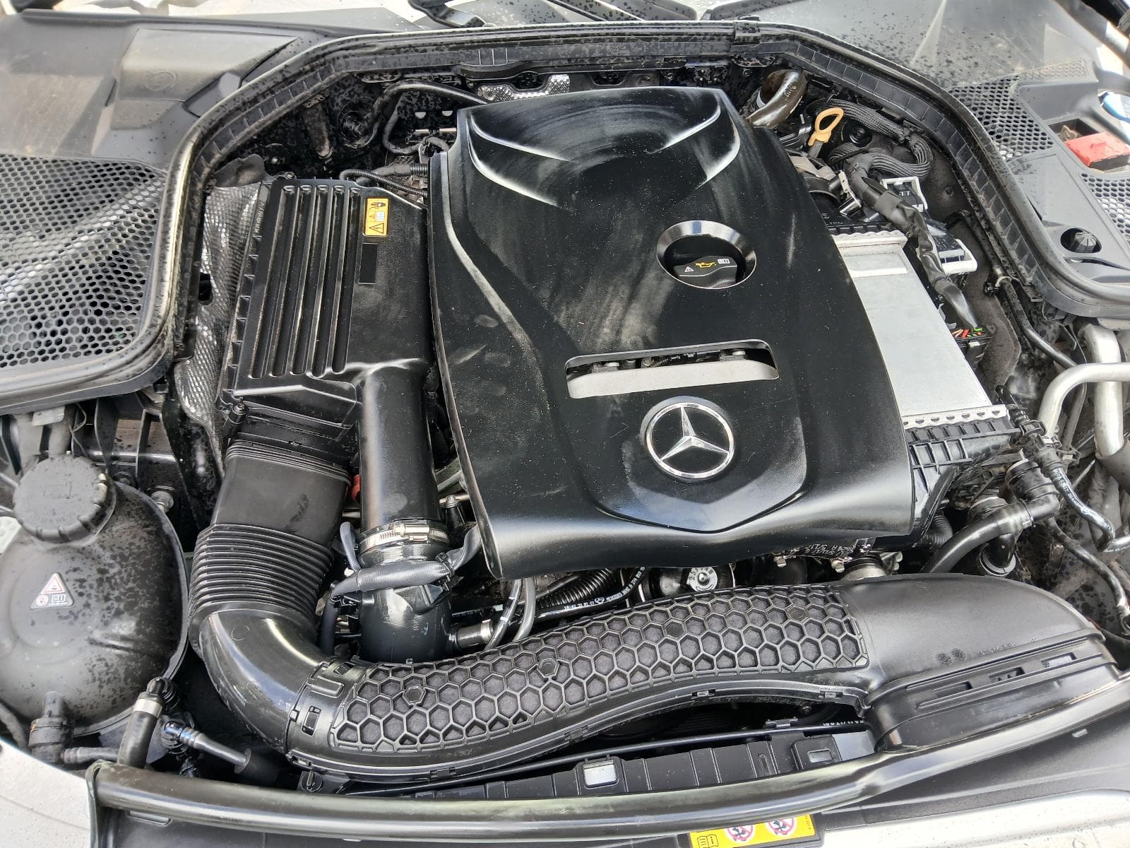 2017 MERCEDES C CLASS 5