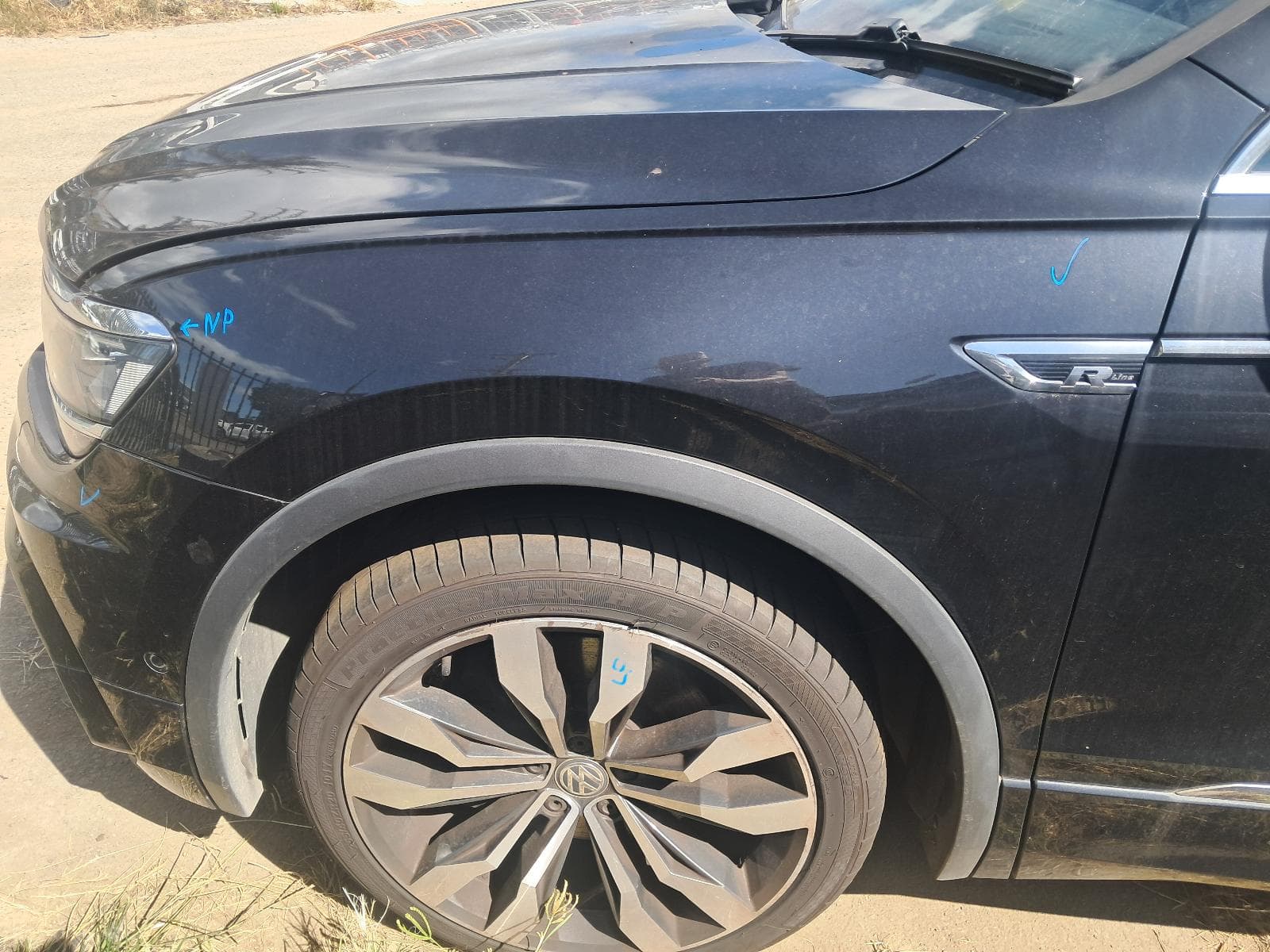 2017 VOLKSWAGEN TIGUAN 12