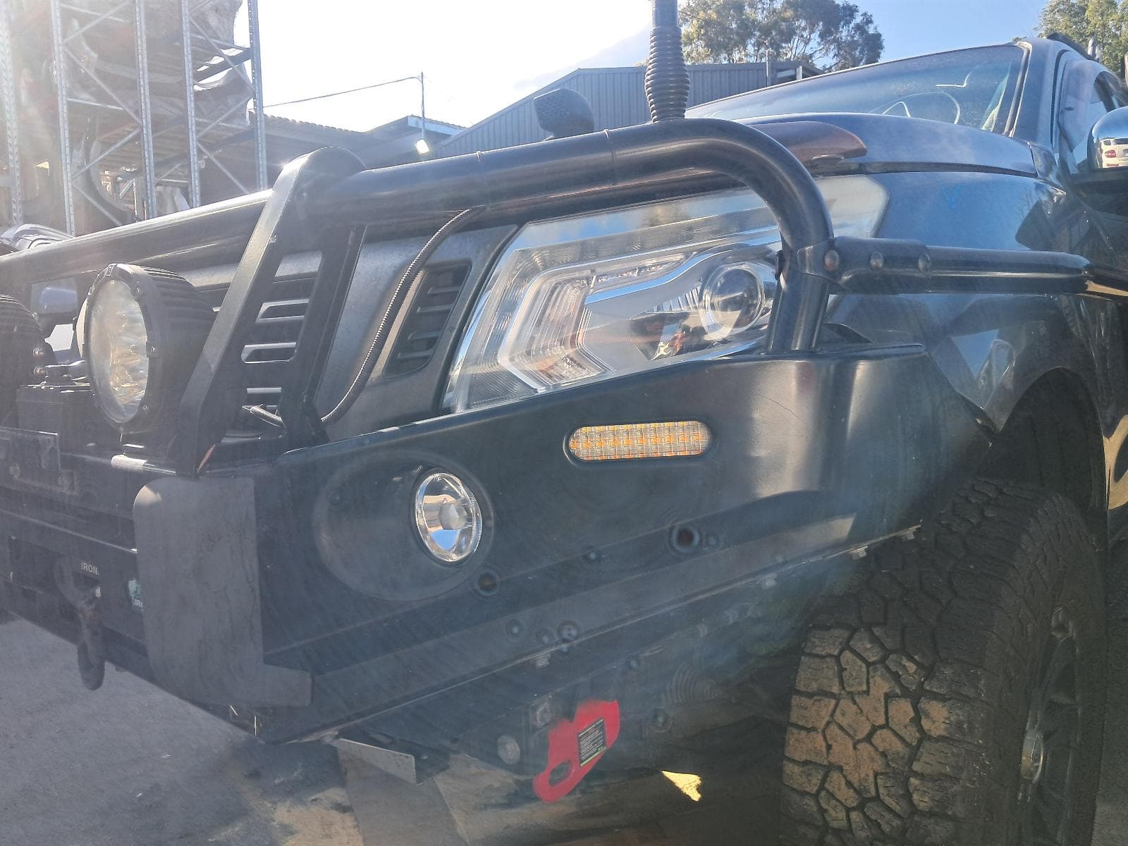 2018 NISSAN NAVARA 10