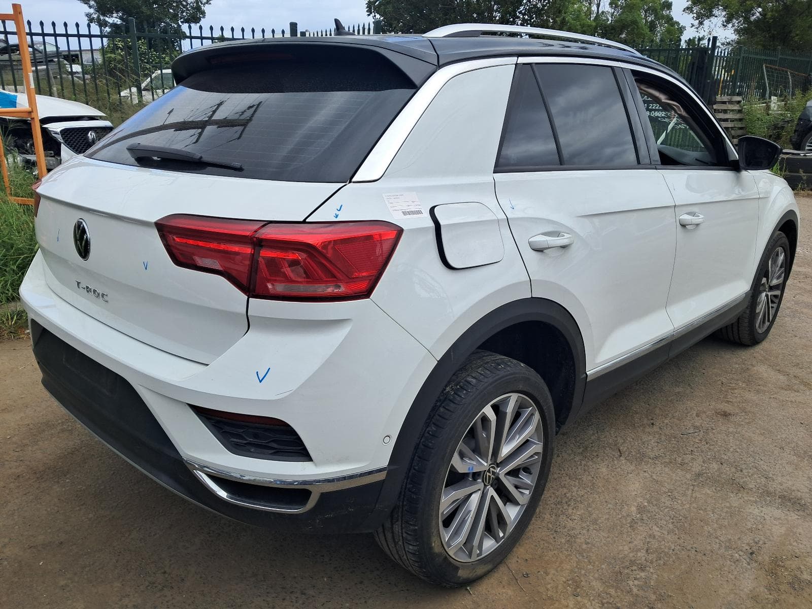2021 VOLKSWAGEN T-ROC 3