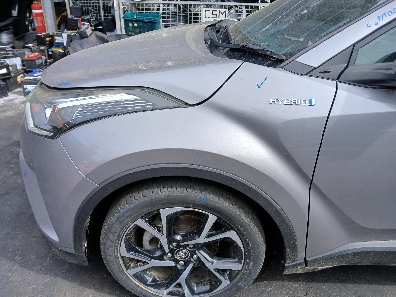 2017 TOYOTA C-HR 13