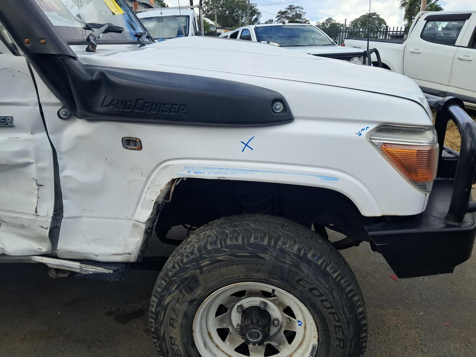 2018 TOYOTA LANDCRUISER 14