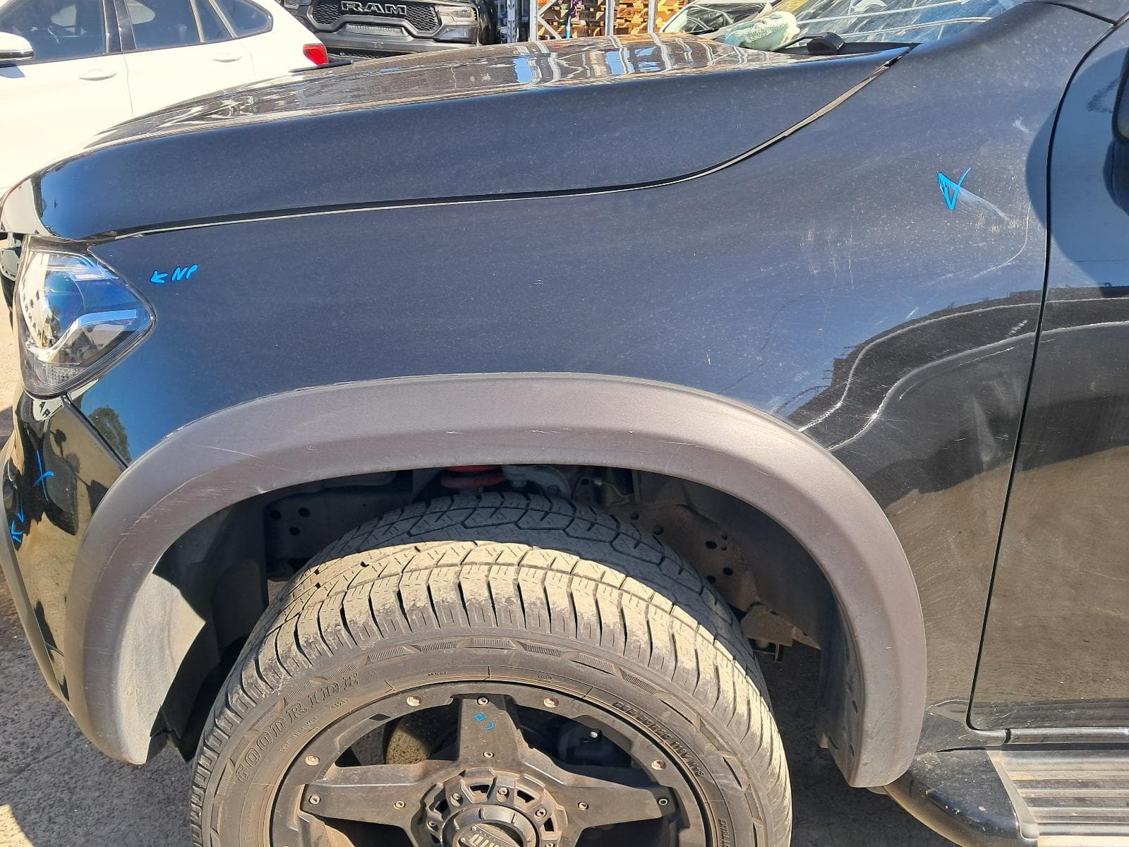 2018 MERCEDES X CLASS 12