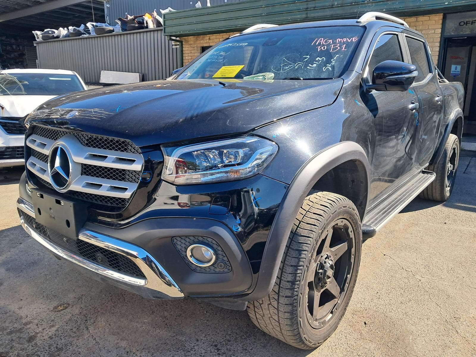 2018 MERCEDES X CLASS 4