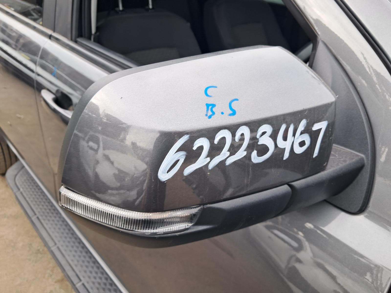 2024 VOLKSWAGEN AMAROK 12