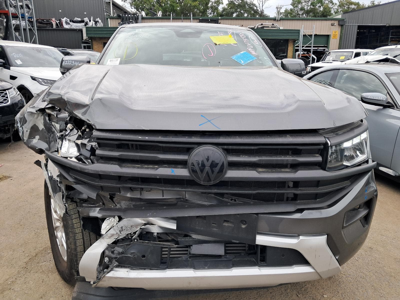 2024 VOLKSWAGEN AMAROK 9