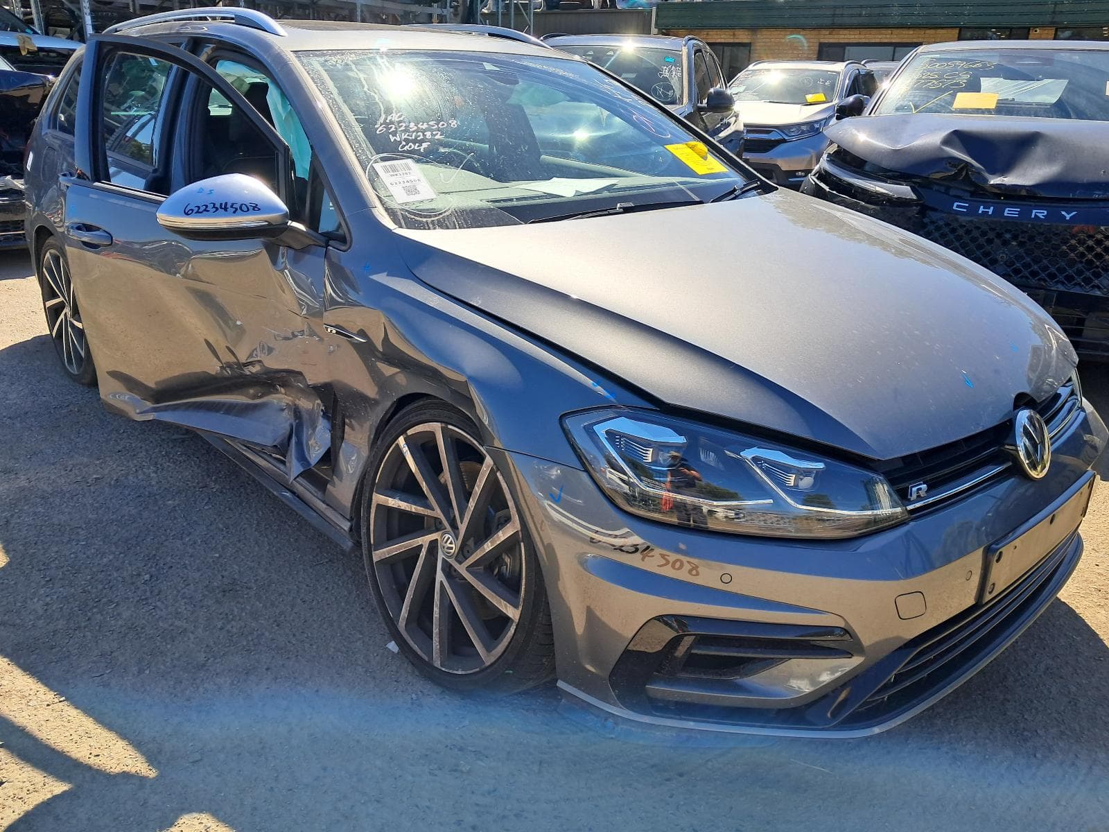 2020 VOLKSWAGEN GOLF 3