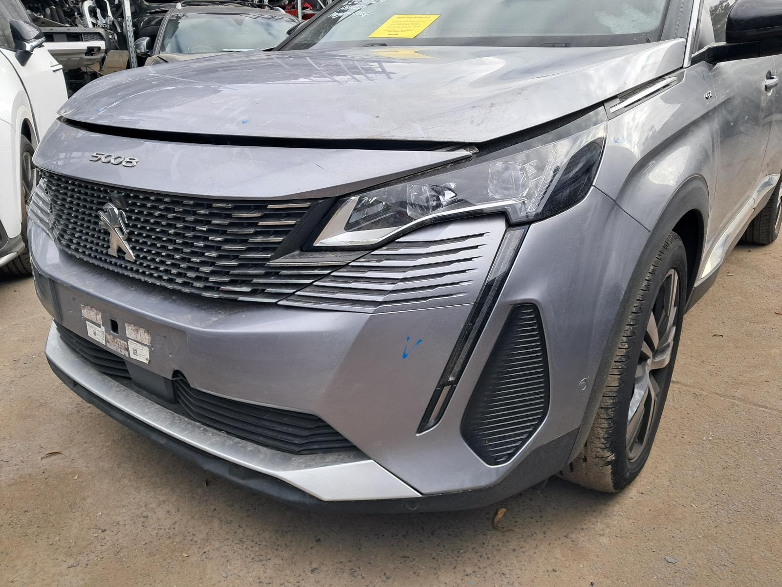 2021 PEUGEOT 5008 9