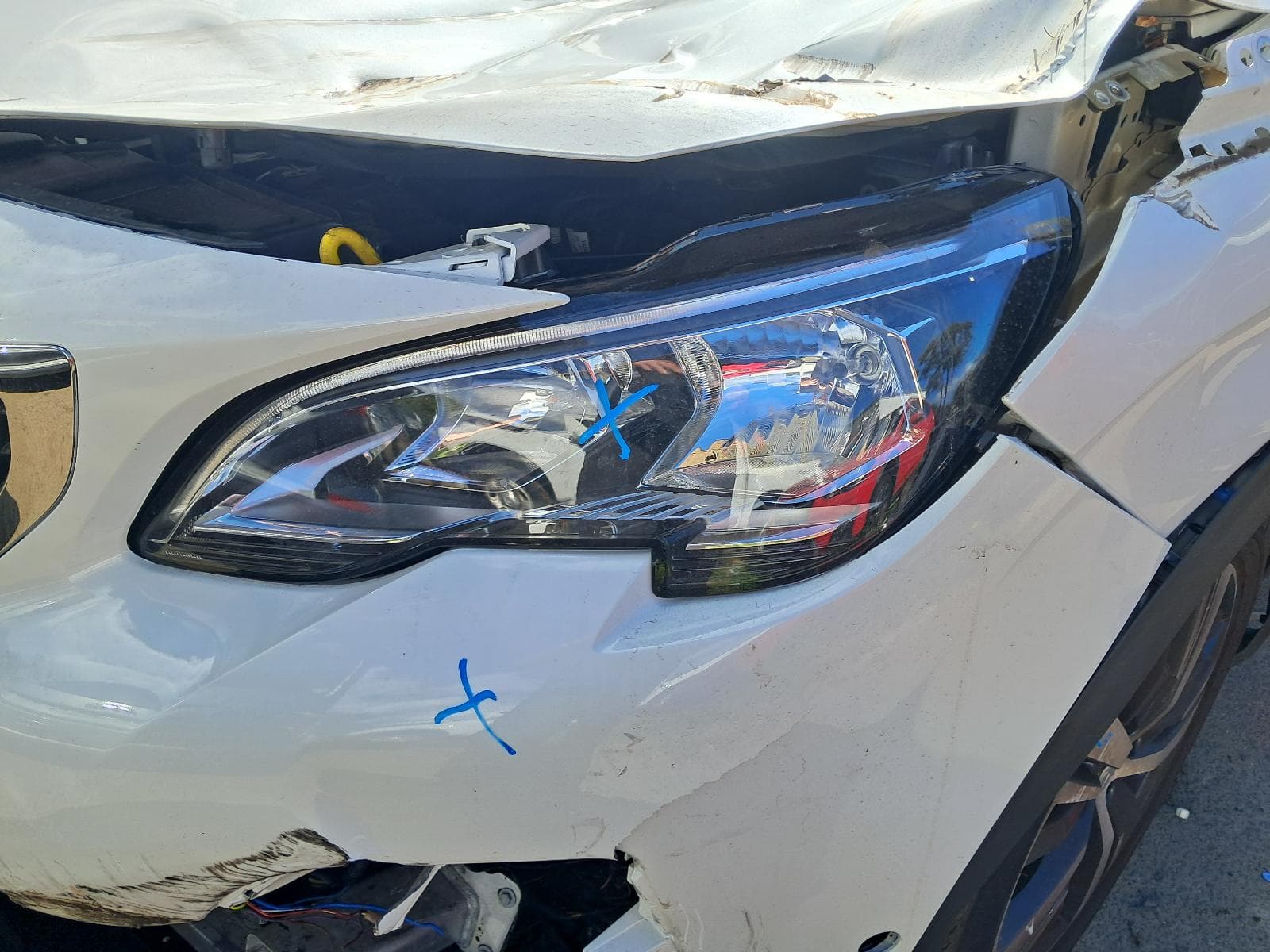 2020 PEUGEOT 3008 7