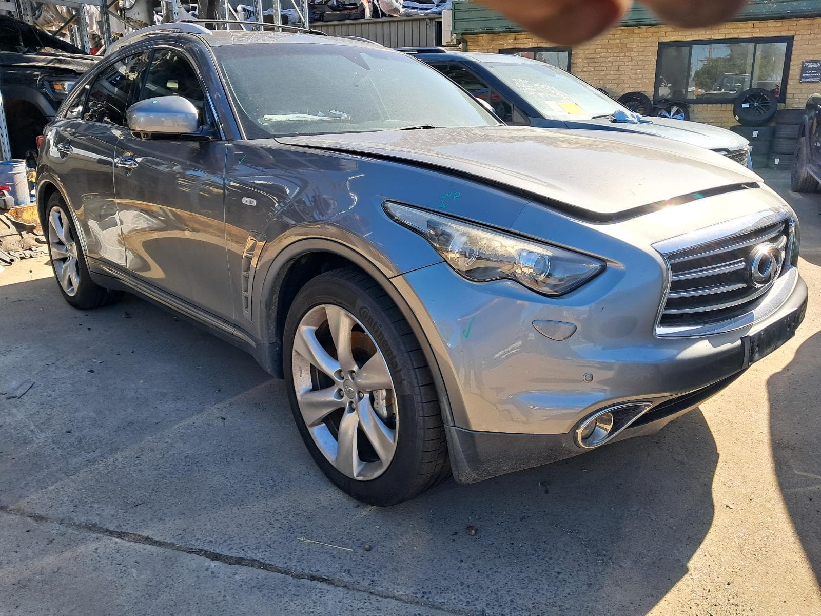 Featured wrecking vehicle: 2014 INFINITI QX70 (stock 10809)