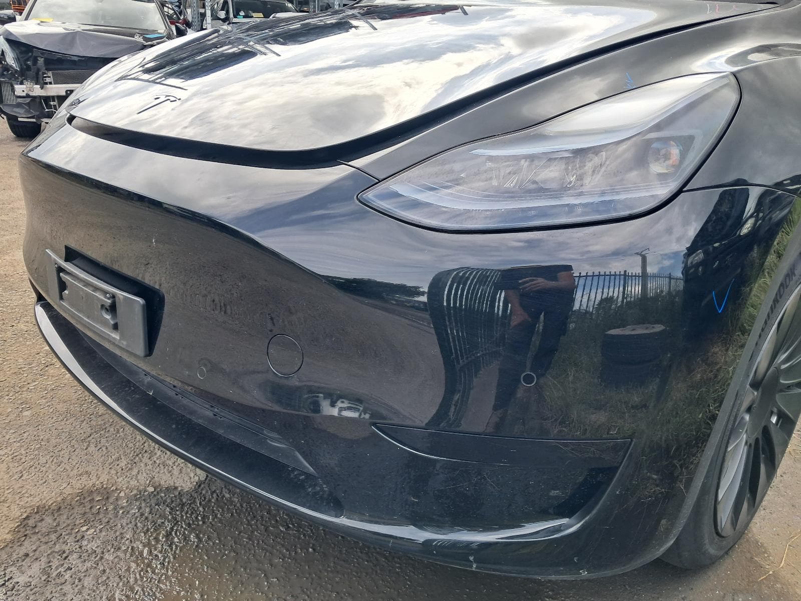 2023 TESLA MODEL Y 9