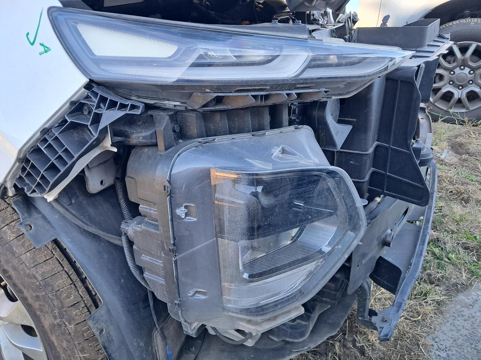 2019 HYUNDAI SANTA FE 6