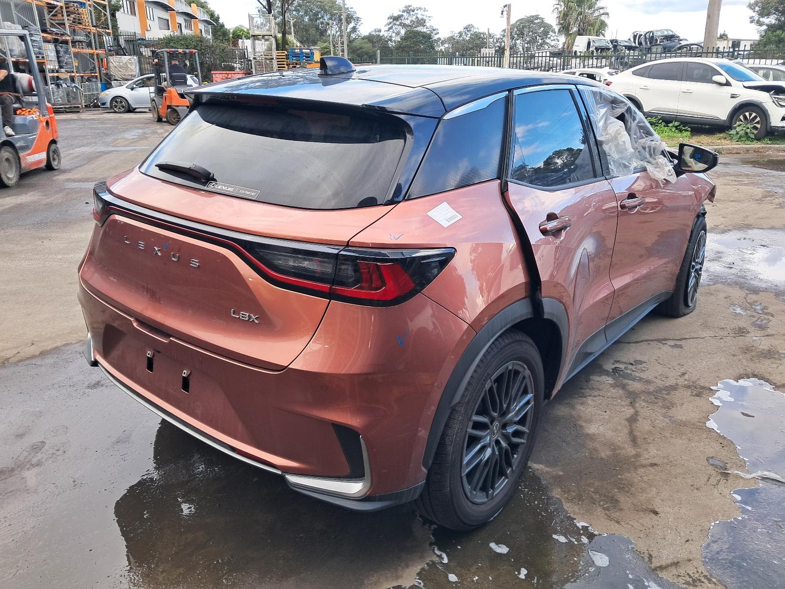 2024 LEXUS LBX 3