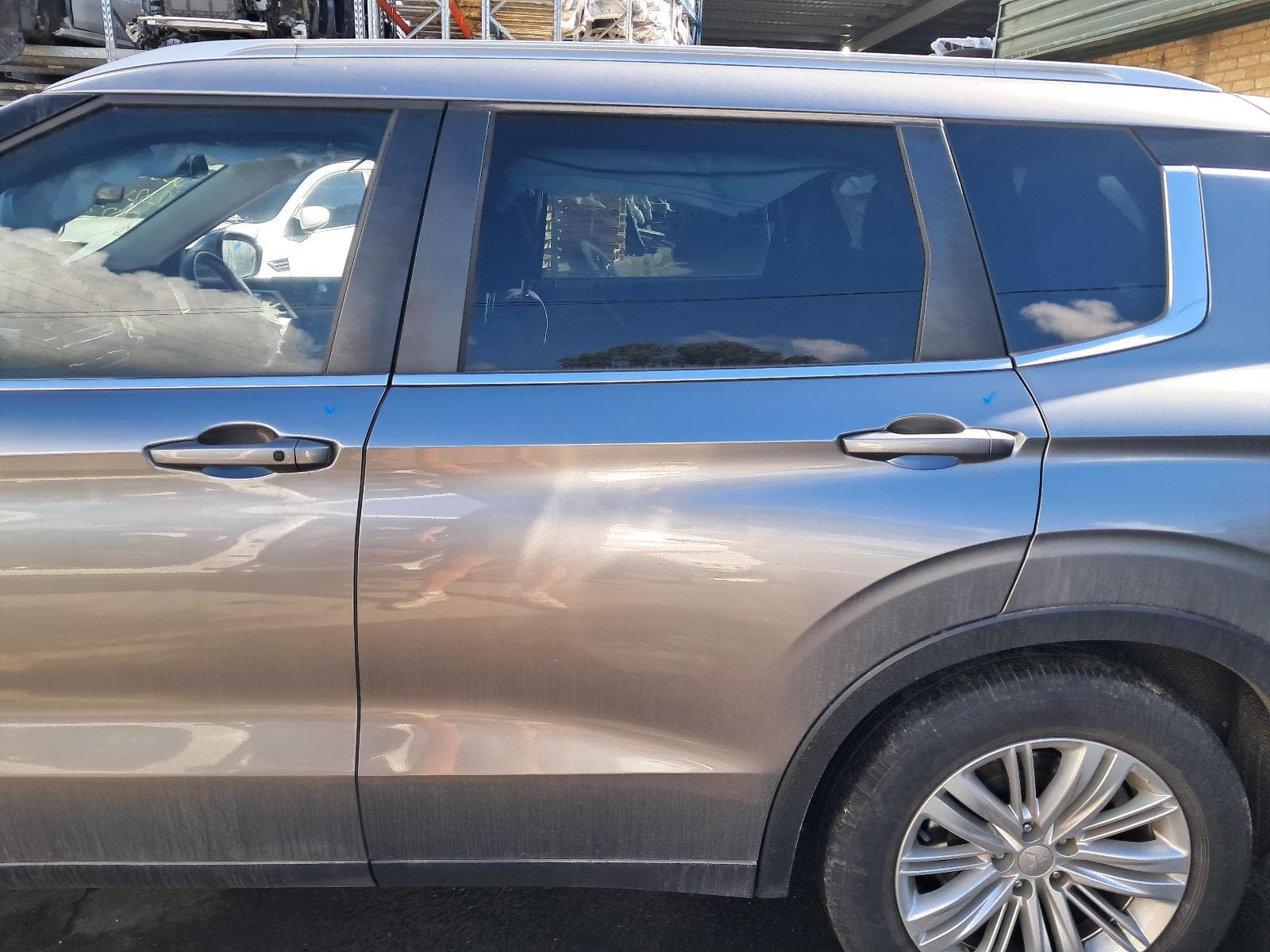 2022 MITSUBISHI OUTLANDER 15