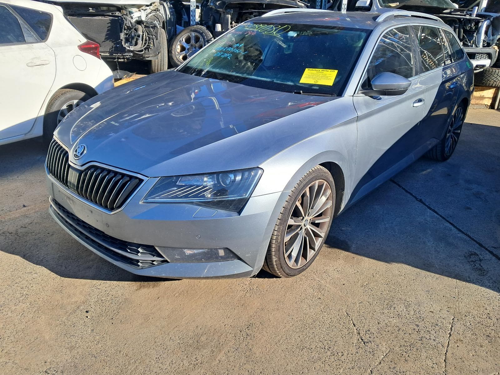 Featured wrecking vehicle: 2017 SKODA SUPERB (stock 10976)
