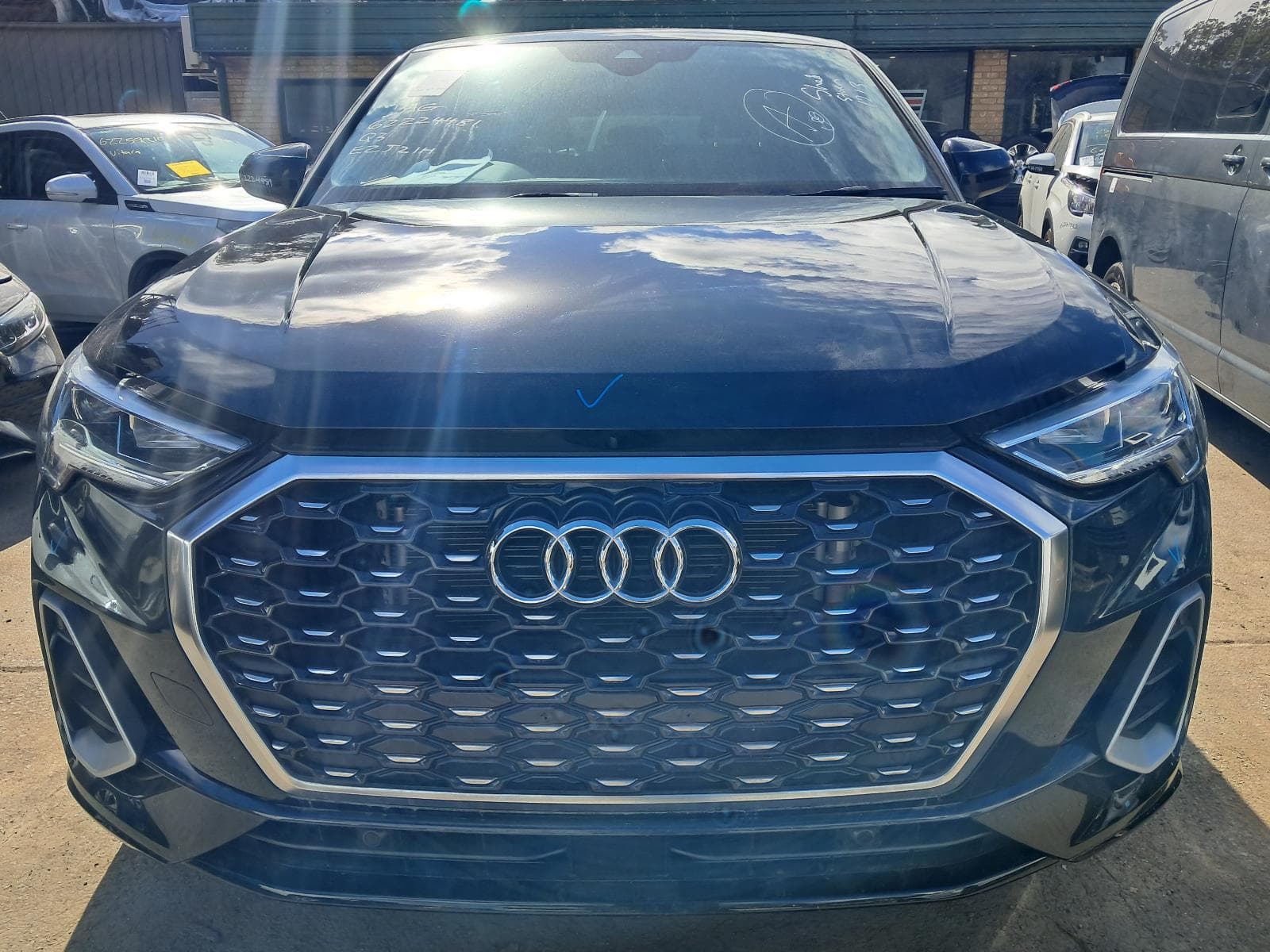 2023 AUDI Q3 8