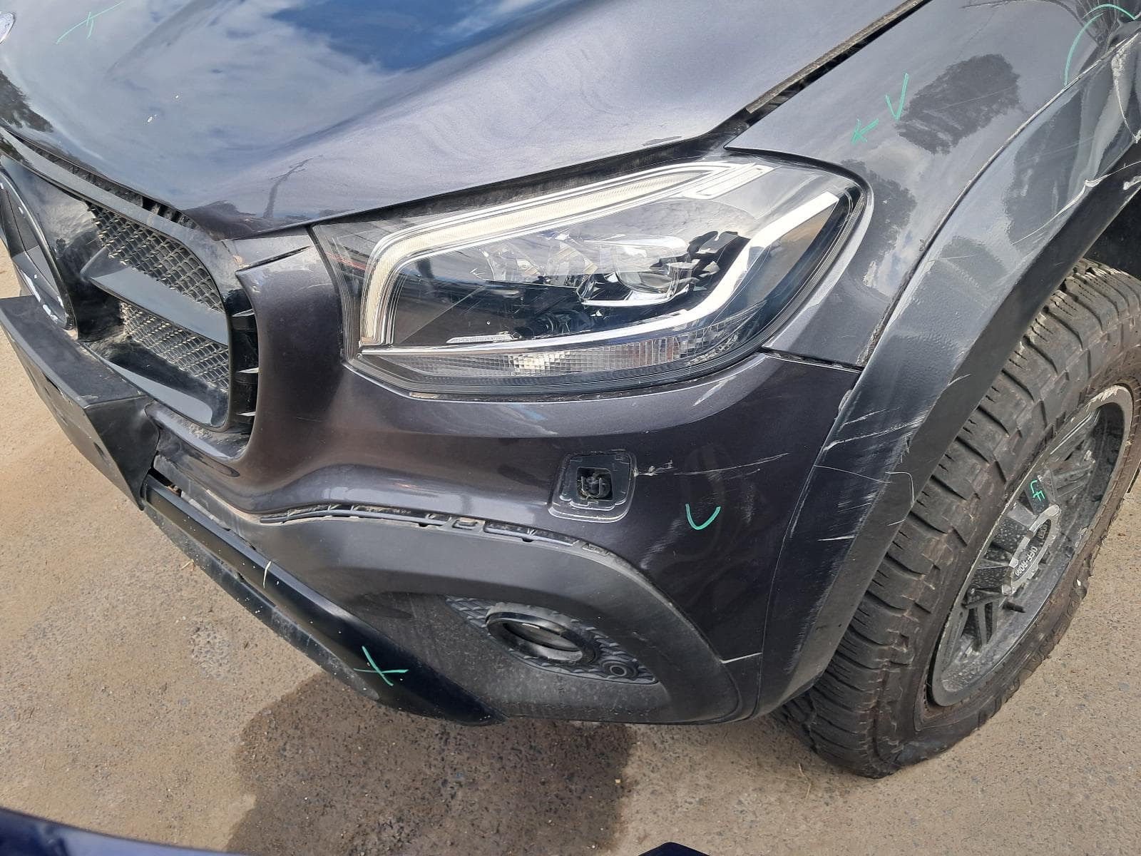 2019 MERCEDES X CLASS 8