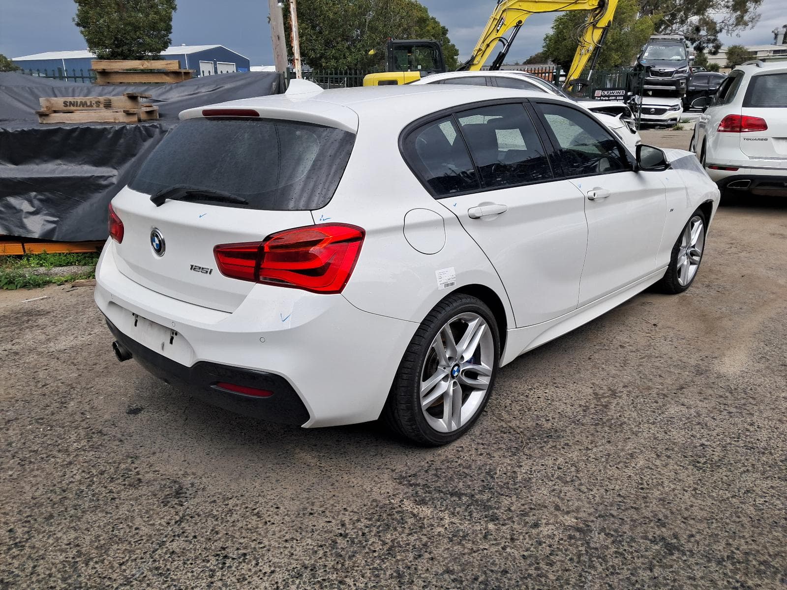 2018 BMW 1 SERIES 3