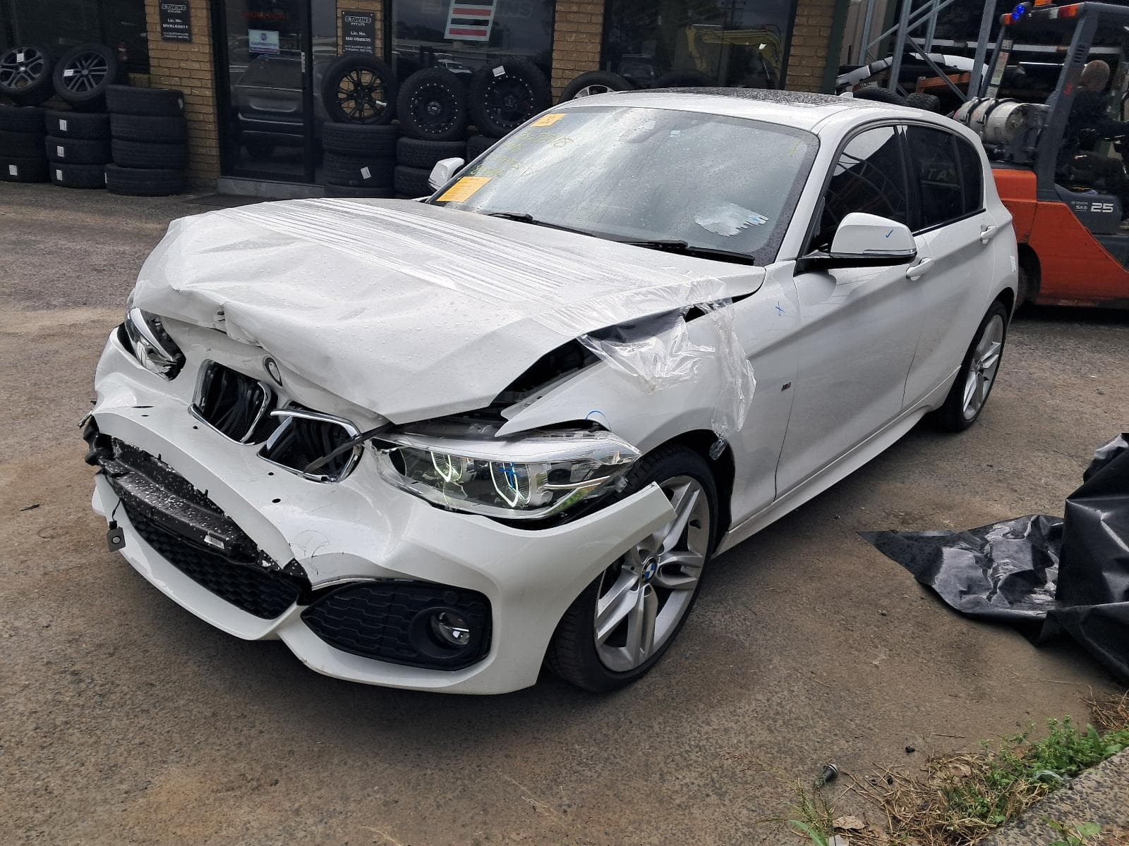 2018 BMW 1 SERIES 5