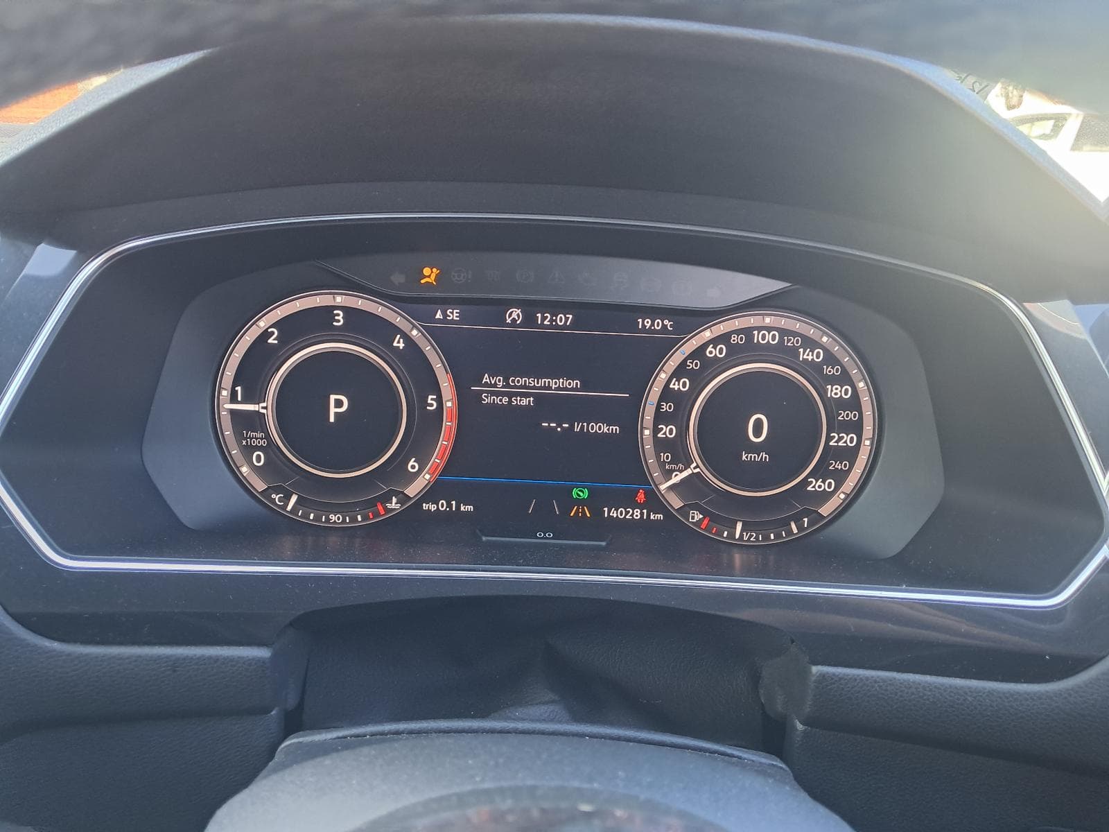 2018 VOLKSWAGEN TIGUAN 2