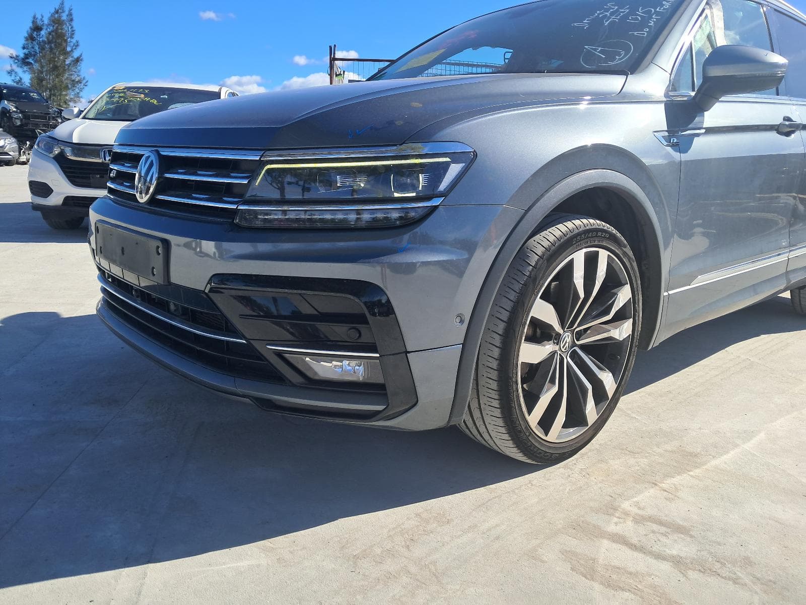 2018 VOLKSWAGEN TIGUAN 9