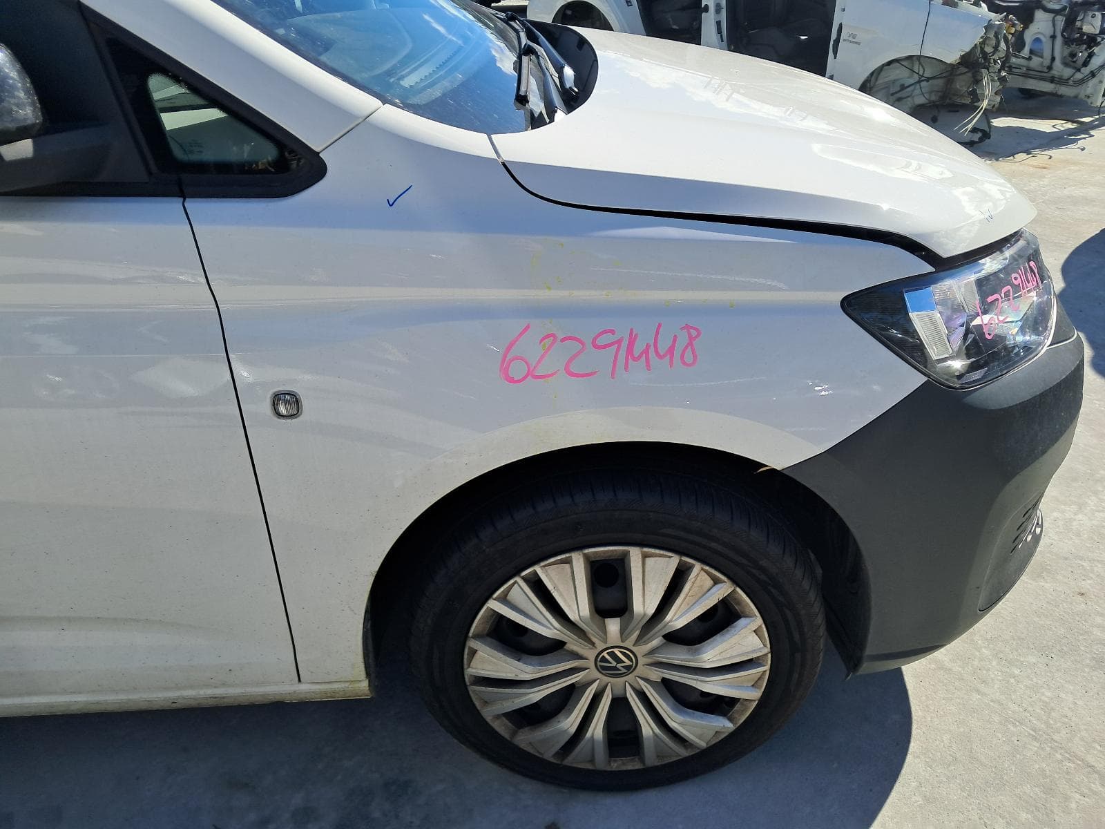 2022 VOLKSWAGEN CADDY 10