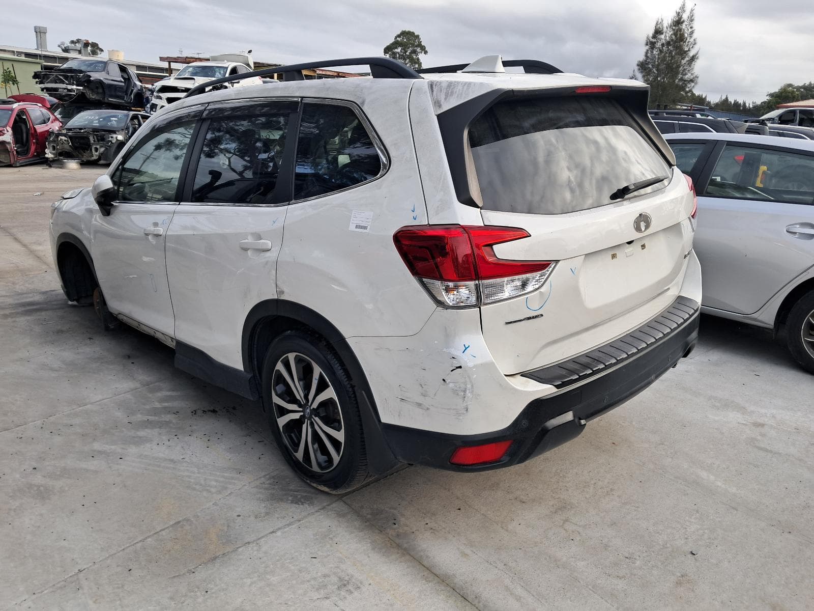 2019 SUBARU FORESTER 4
