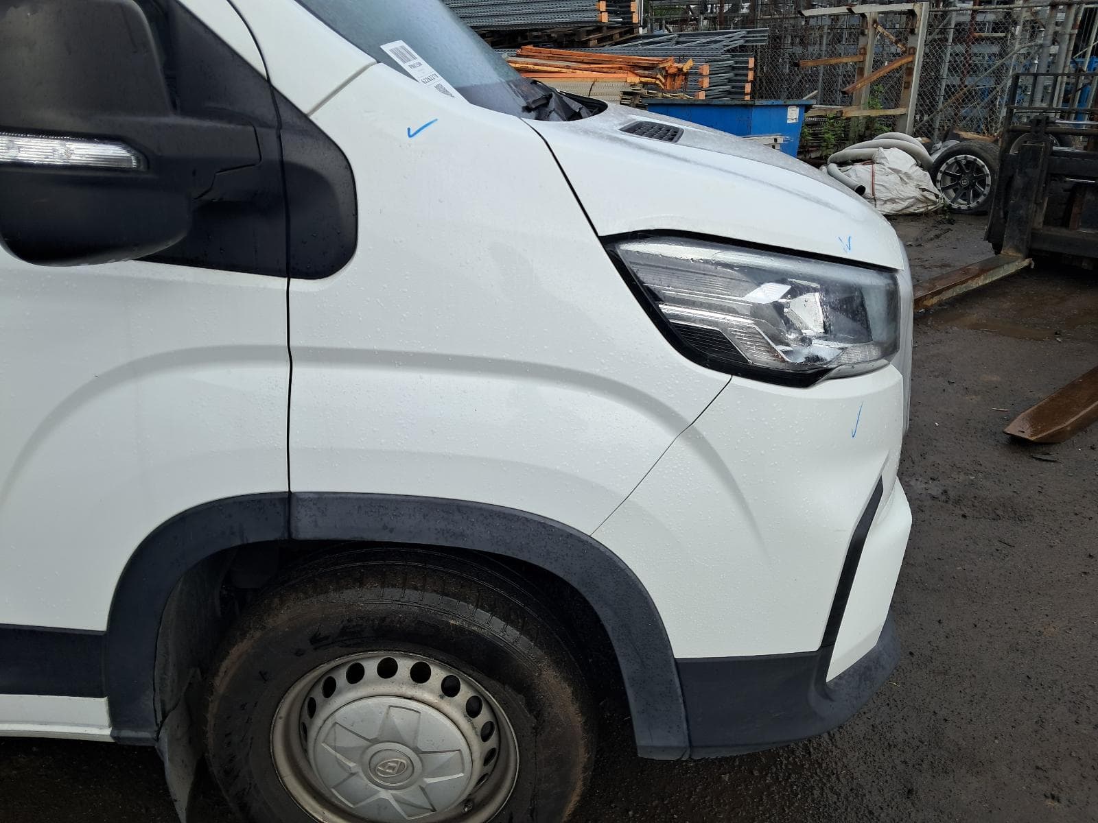 2025 LDV DELIVER 9 12